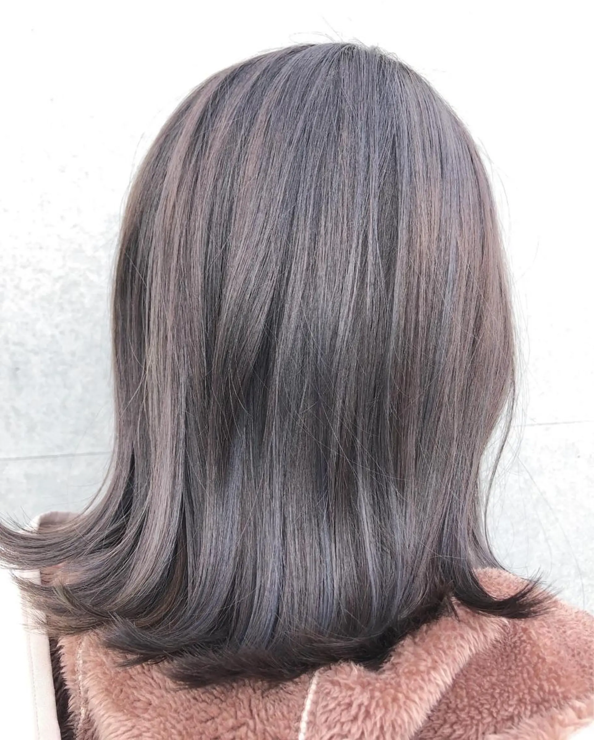 ミディアム カラー 透明感カラー グレージュ カット くまがい みゆ【edge.】のヘアスタイル