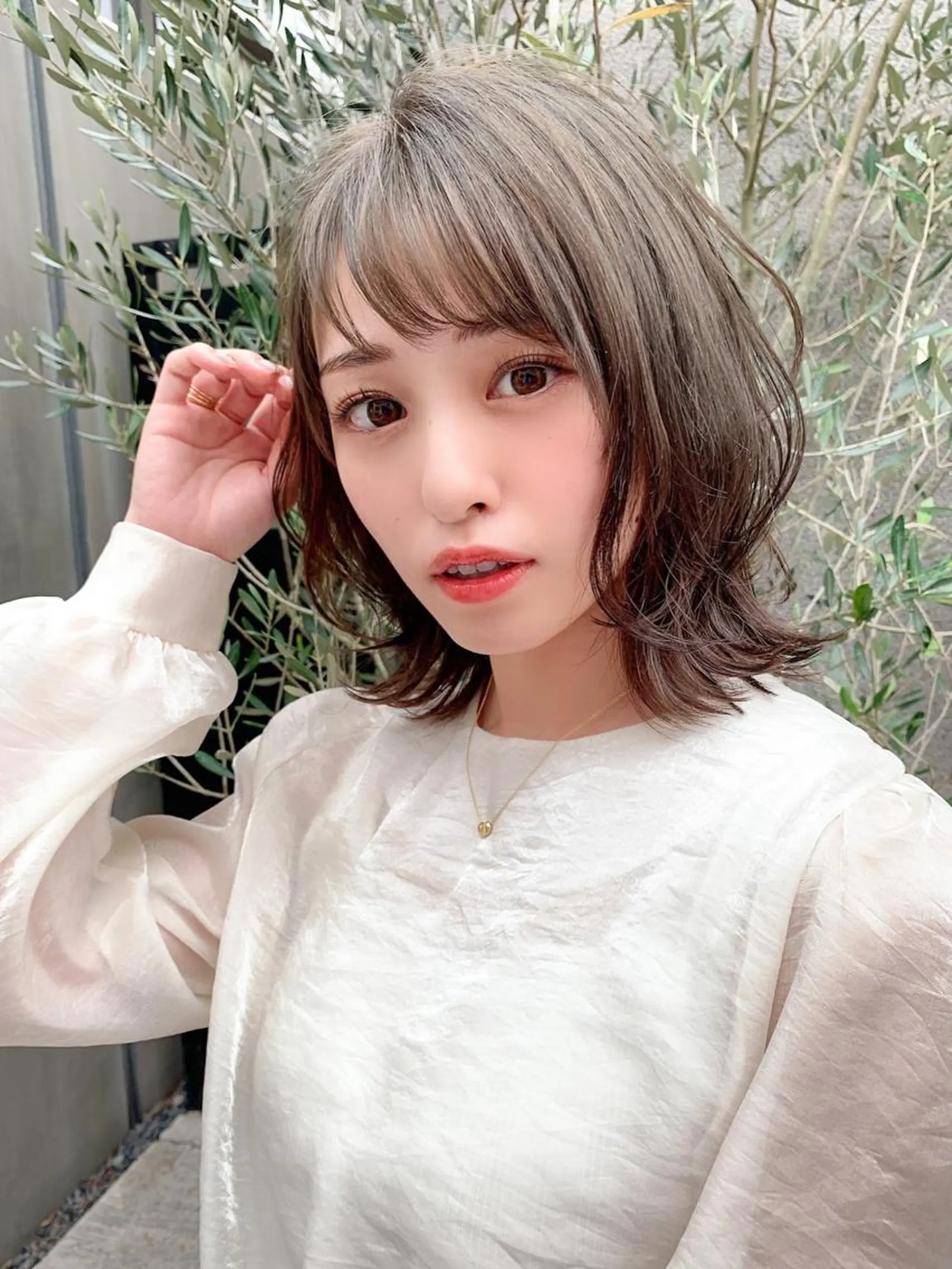 ミディアム カラー くびれヘア 大人かわいい💍🤍 ボブ/ショートボブのヘアスタイル