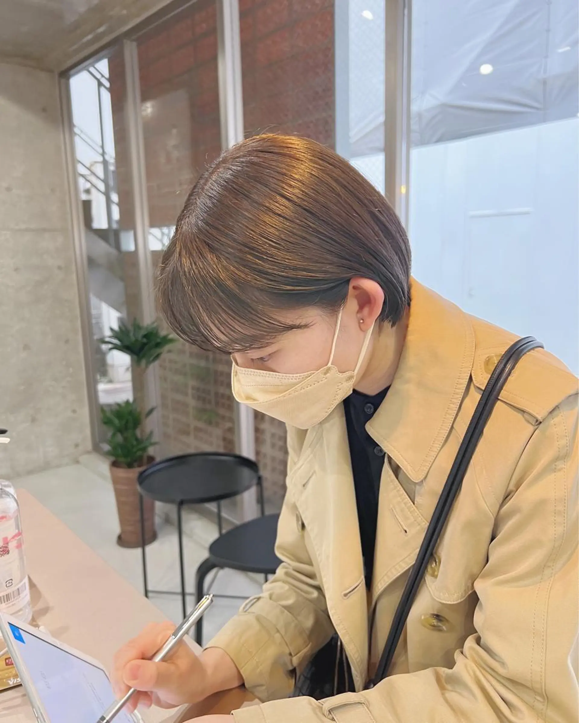 ショート カラー ボブパーマコテ巻き風 パーマNo1深江秀平のヘアスタイル