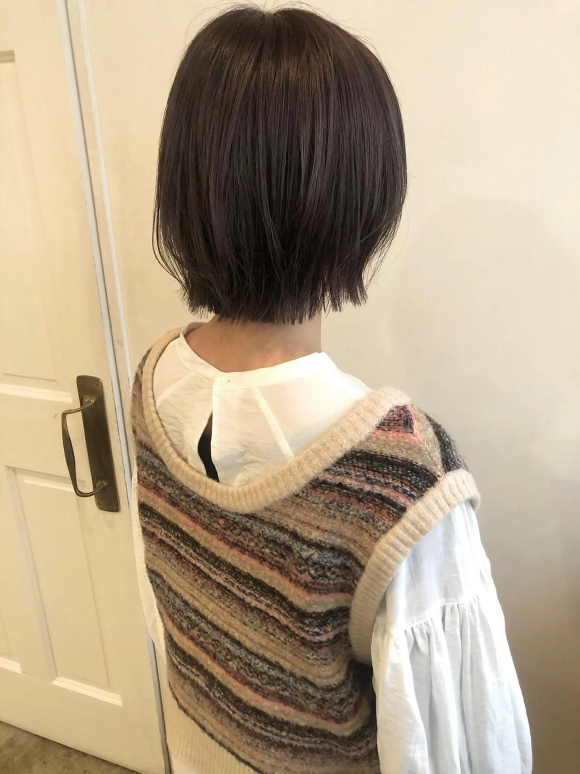 ショート カラー カット ヘアカラー トリートメント MIOベージュカラー 柔らかいカラーのヘアスタイル