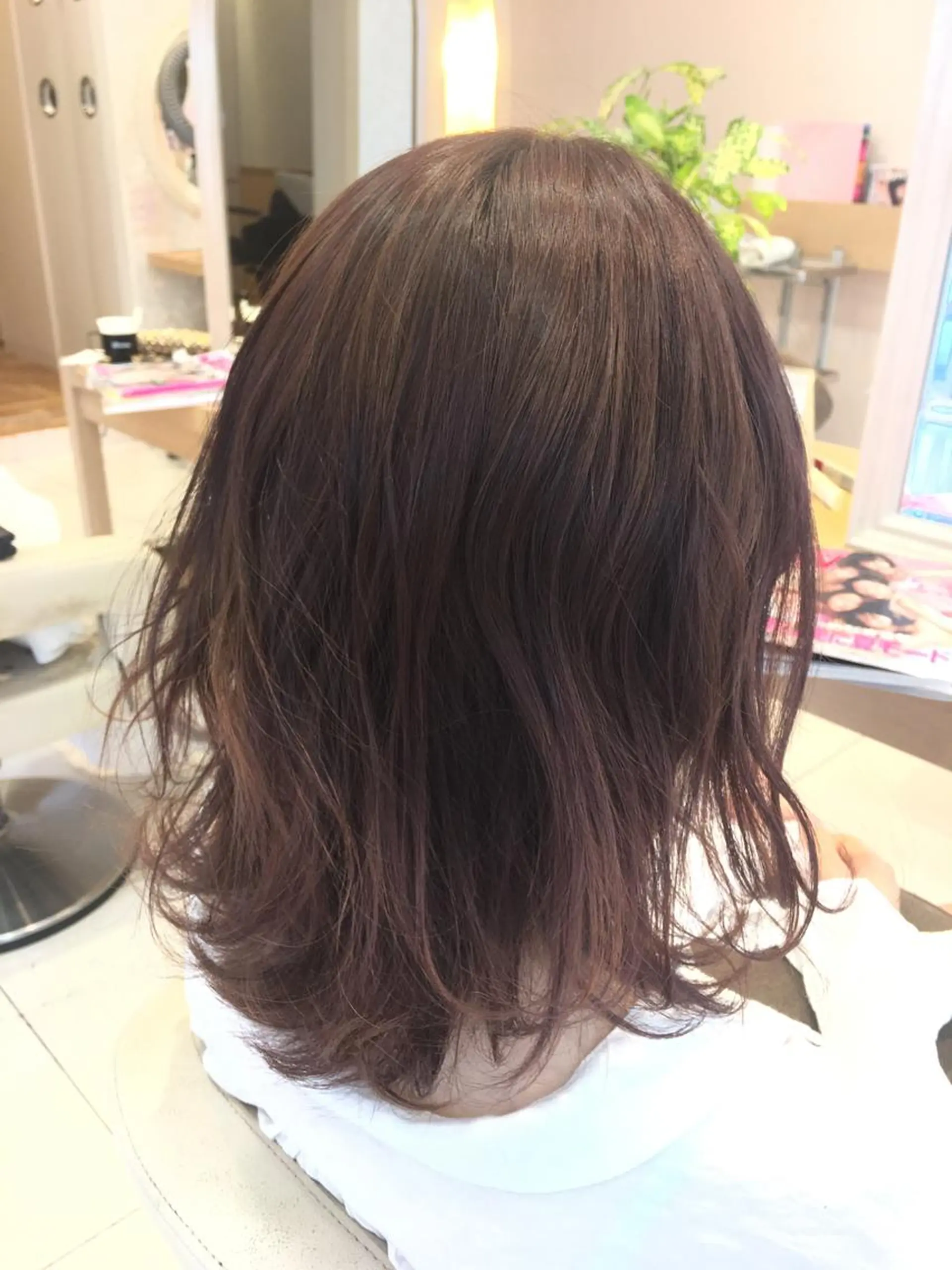 ミディアム カラー ピンクカラー 小田原NO1 美容師 飯田飛翔のヘアスタイル