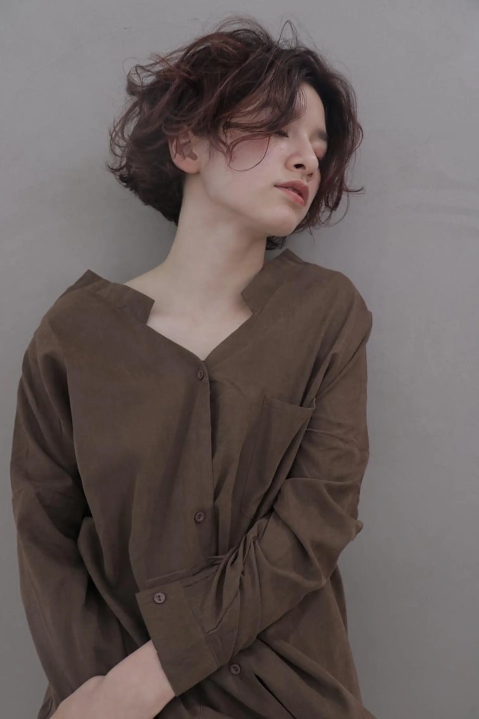 ミディアム カラー ミディアムパーマ アッシュ ベージュカラー ボブ 代表　土屋ヒロユキ ショートカットのヘアスタイル