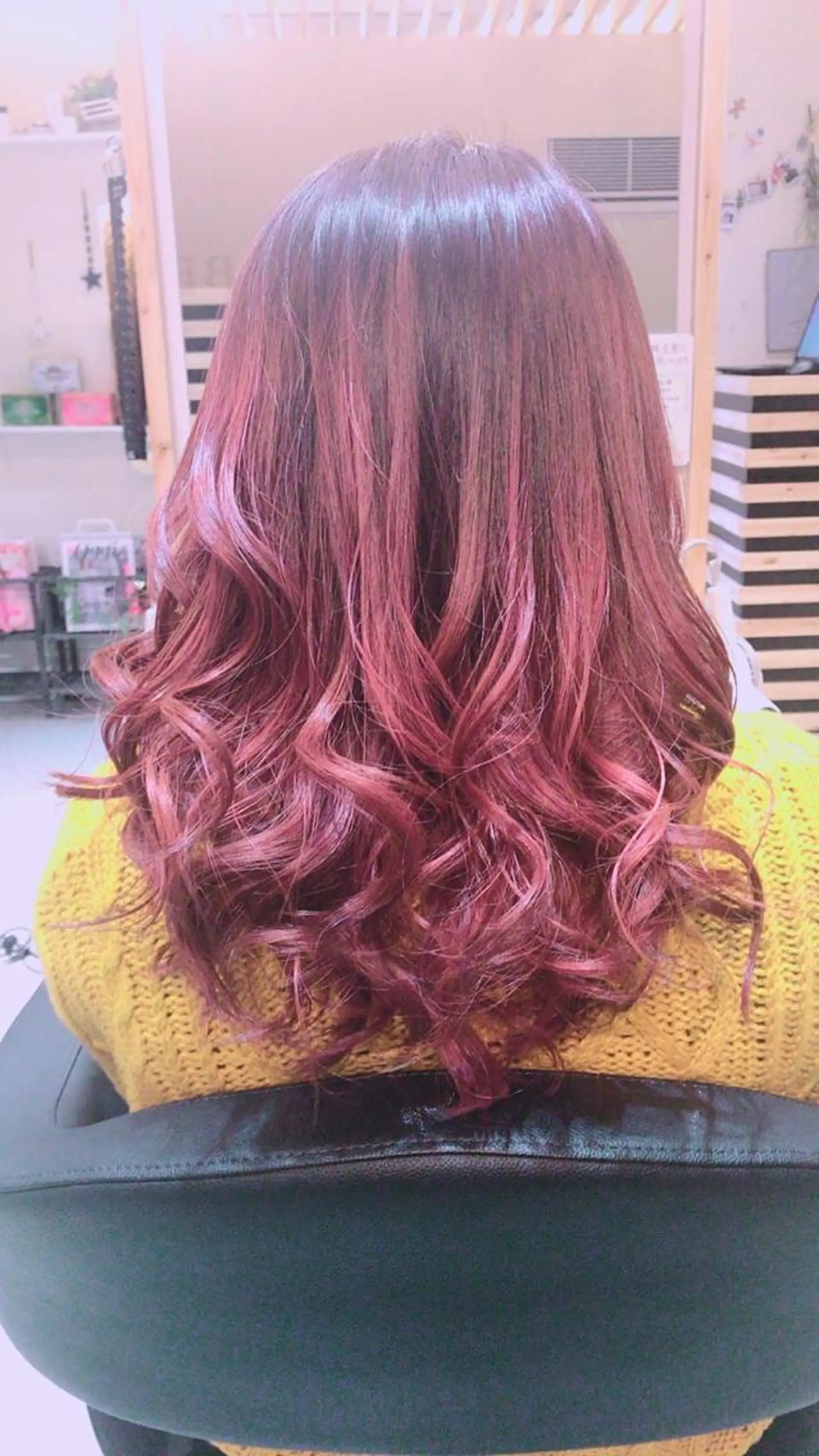 ロング カラー 関口 友行のヘアスタイル