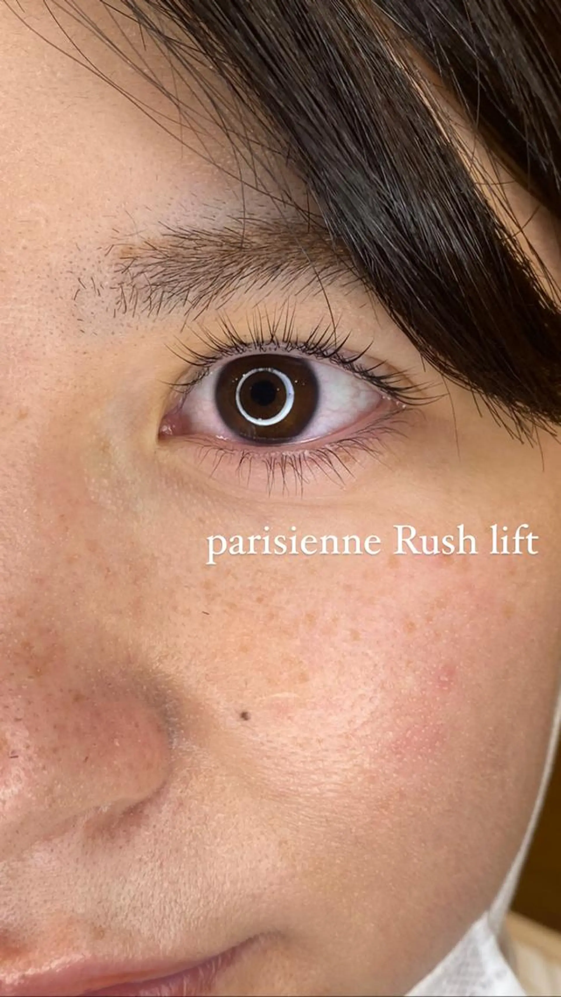 マツエク・マツパ 奈良 彩華のヘアスタイル