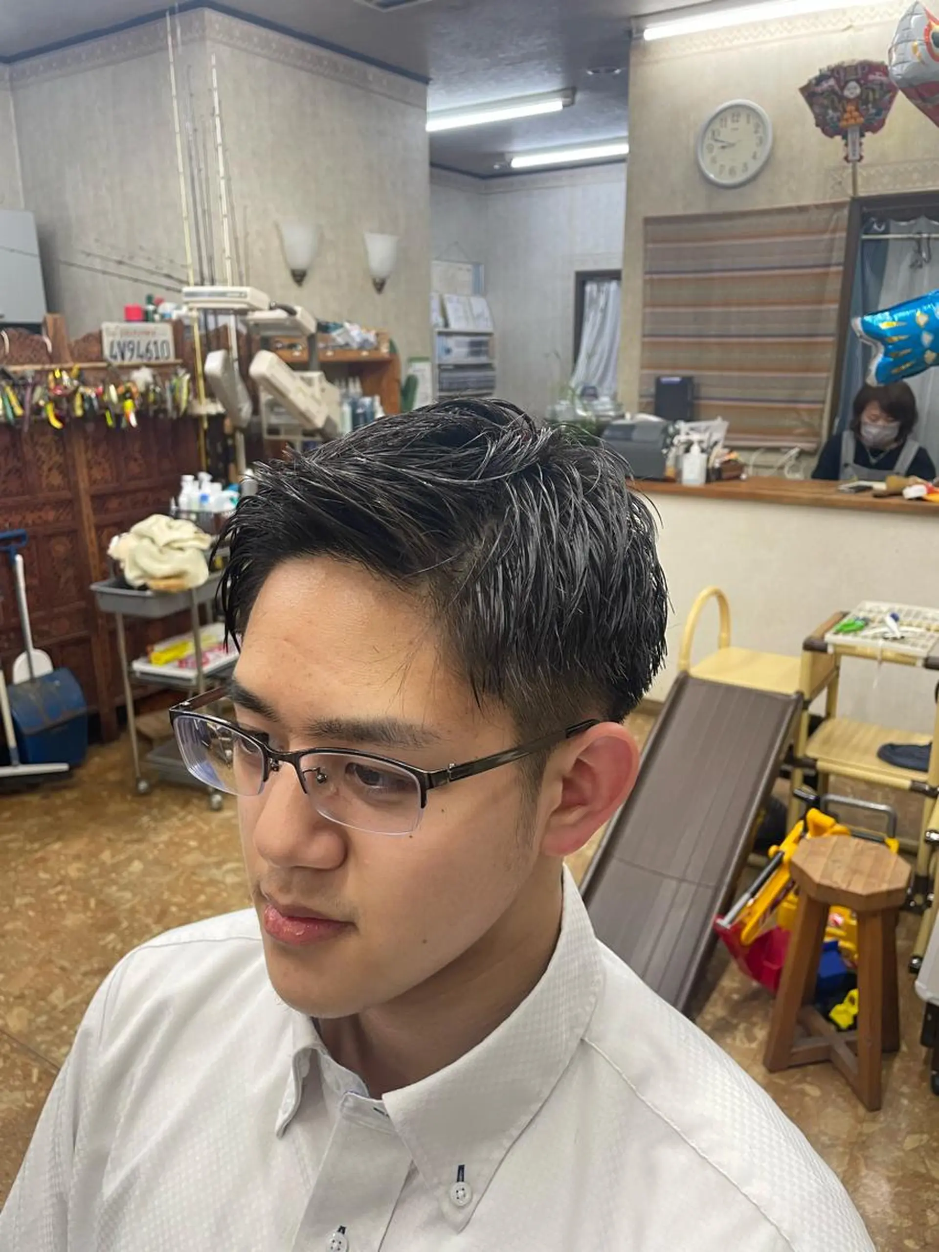 ショート メンズ 海老原 コウのヘアスタイル
