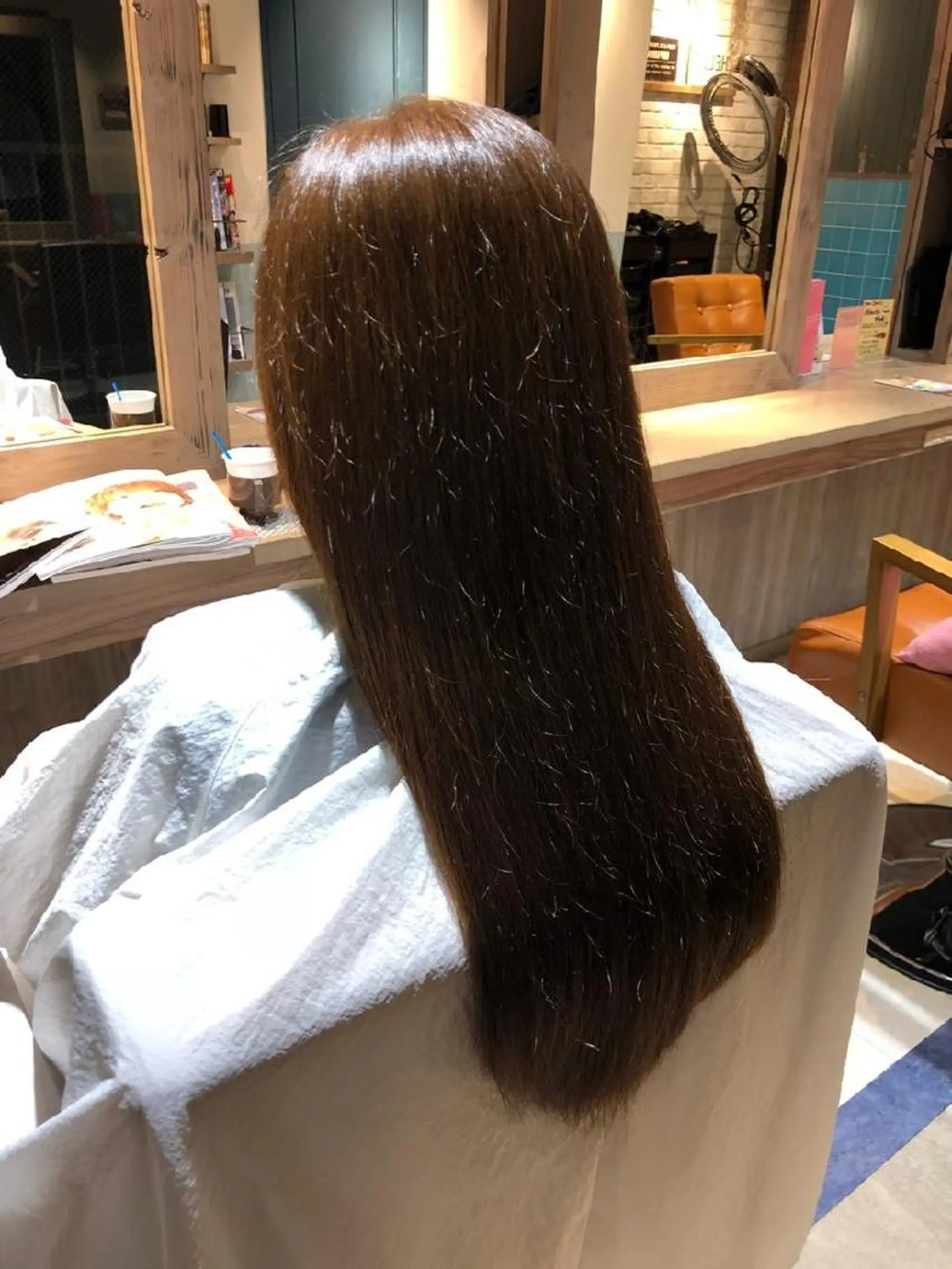 ロング alushe 岡 陽子のヘアスタイル