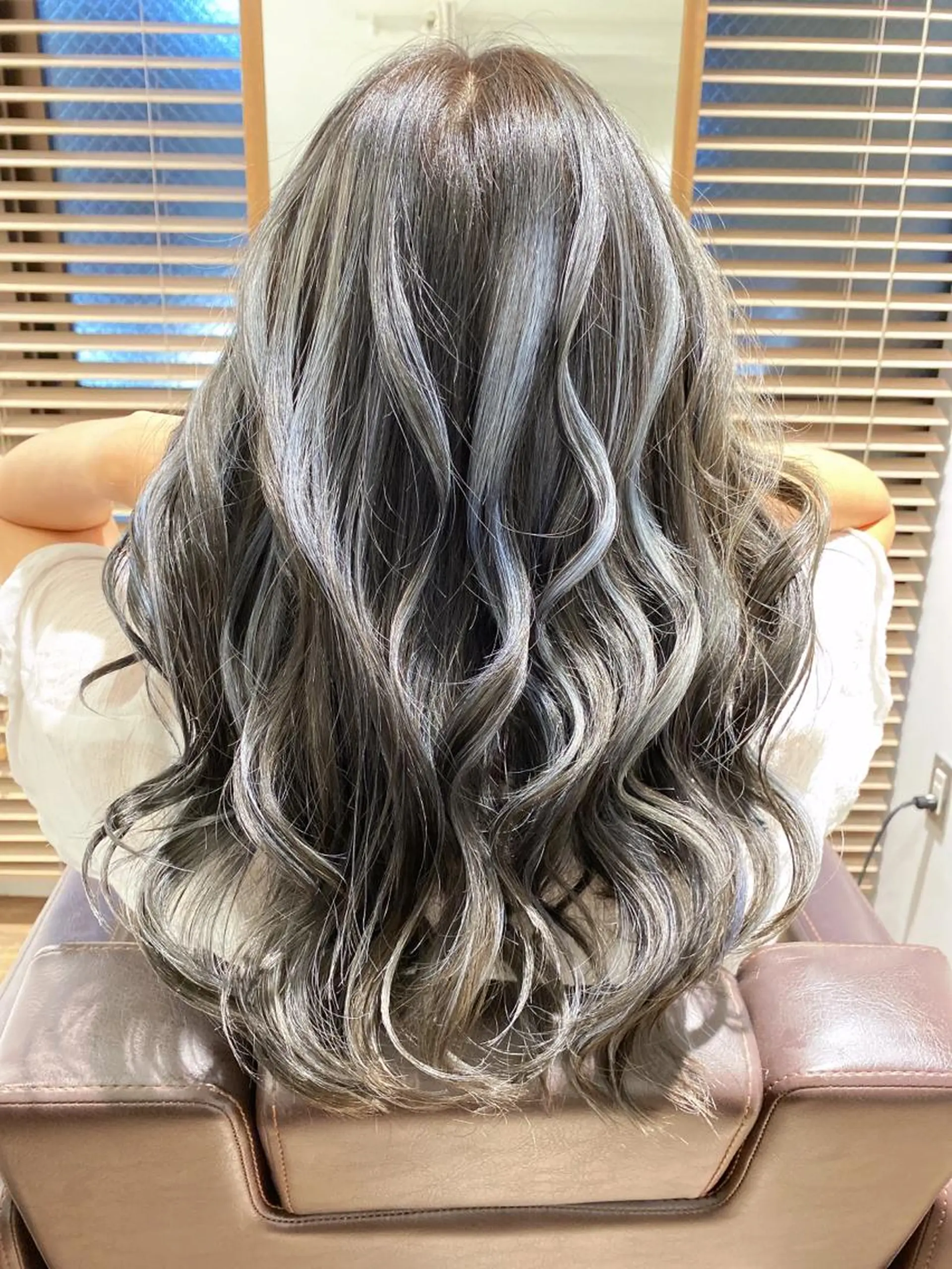 ロング カラー ヘアカラー トリートメント GO TODAY SHAiRE SALON 横須賀所属・ハイライト⭐️上野 高広のヘアスタイル