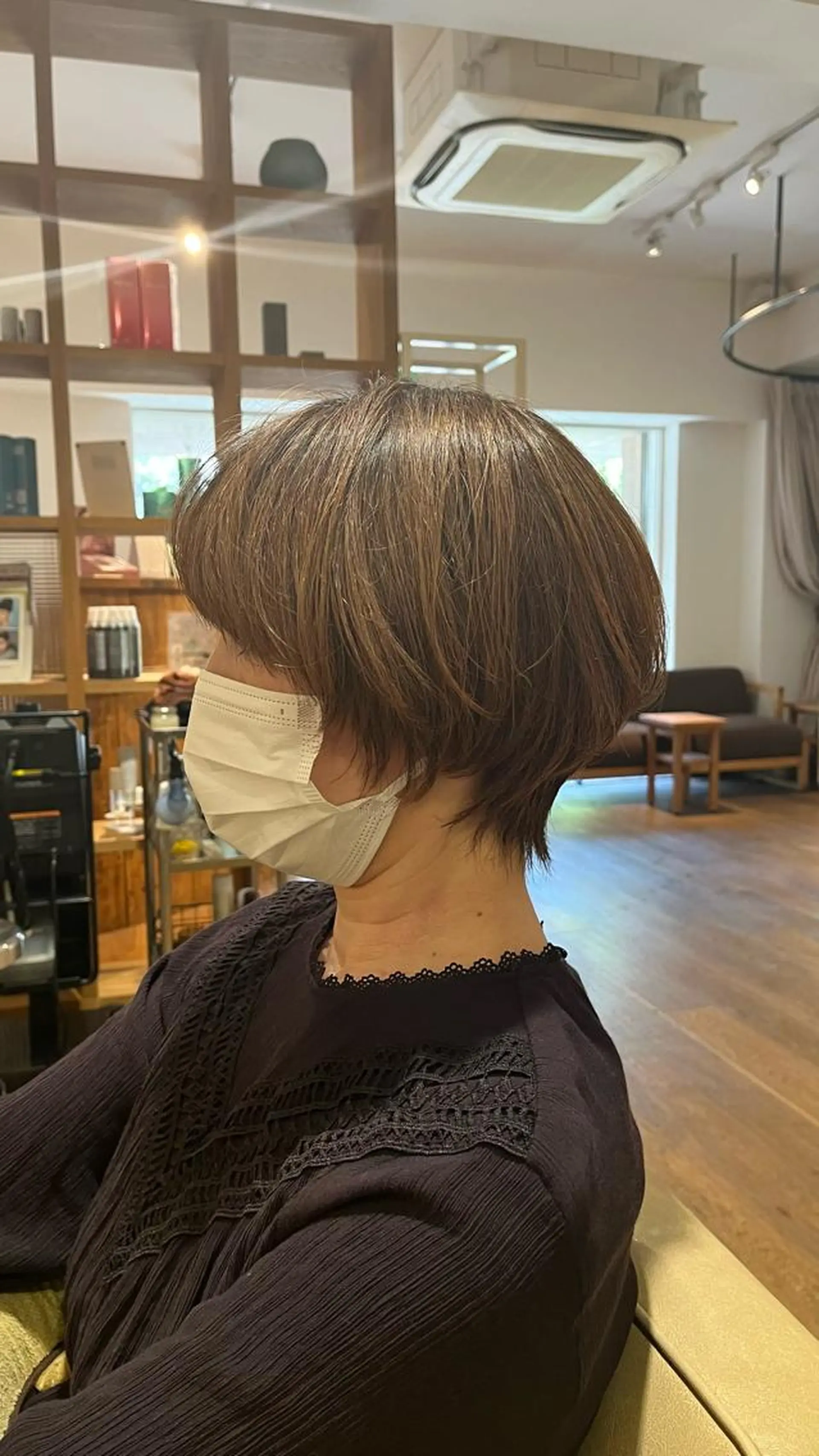 ショート SUZUNO🤎ボブ レイヤー🫧顔周りのヘアスタイル