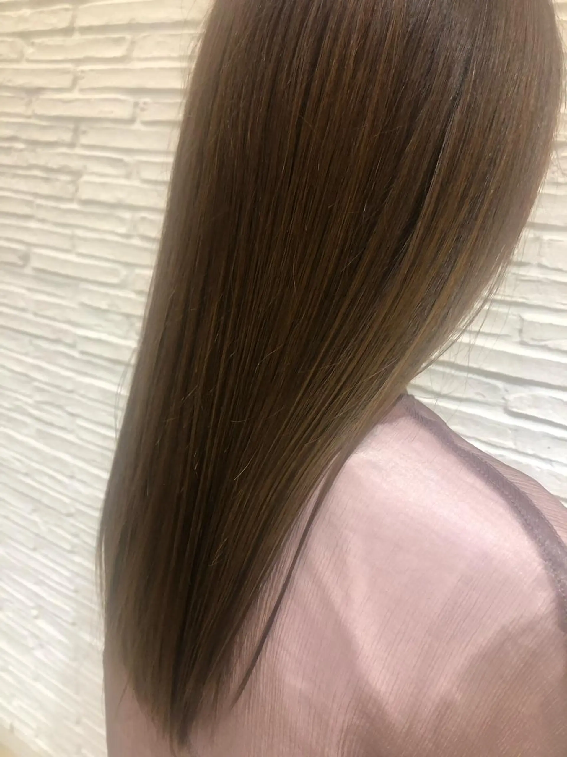 ロング izumi （いずみ）のヘアスタイル