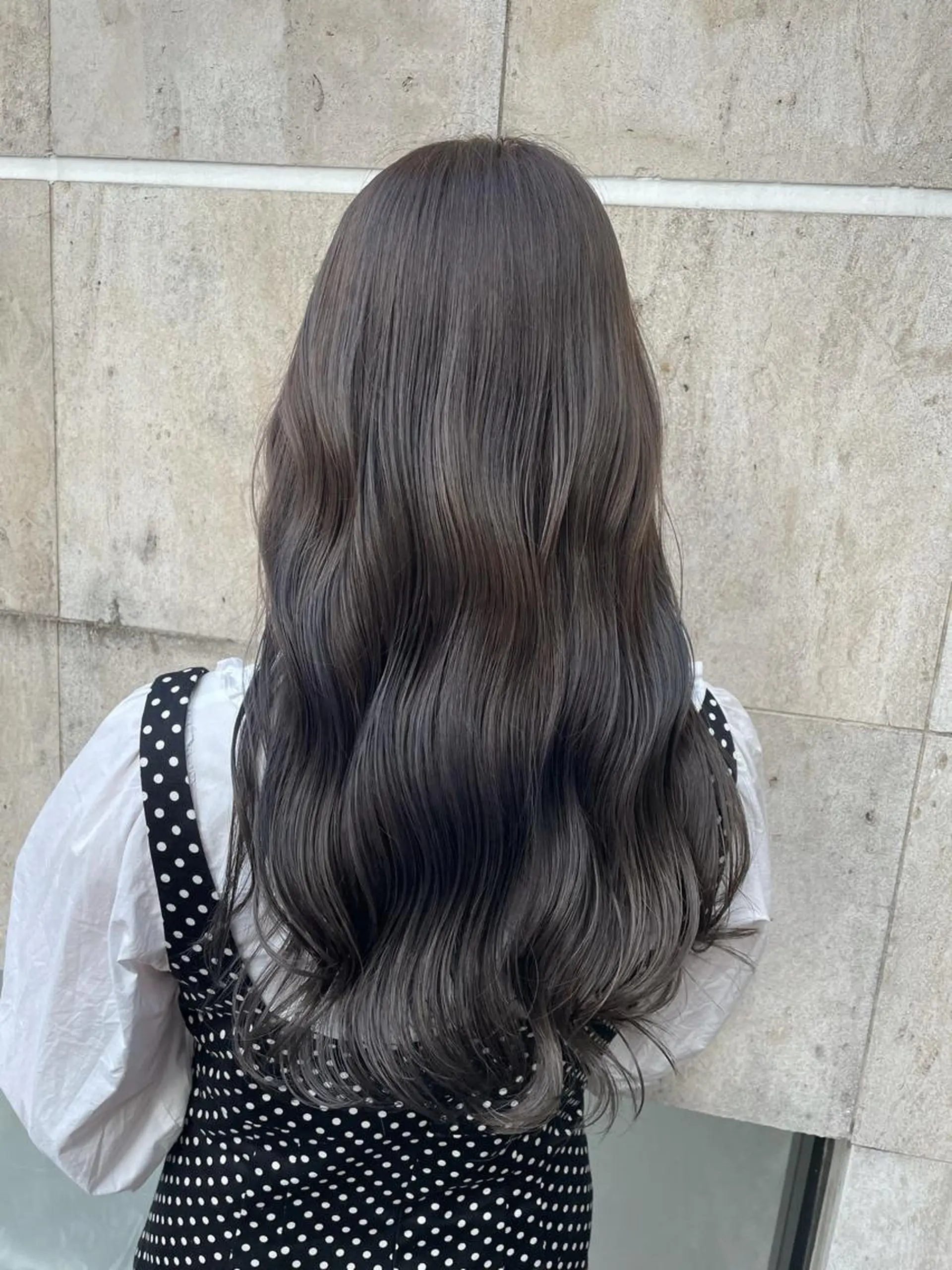 ロング カラー ミヤザキ タクトのヘアスタイル