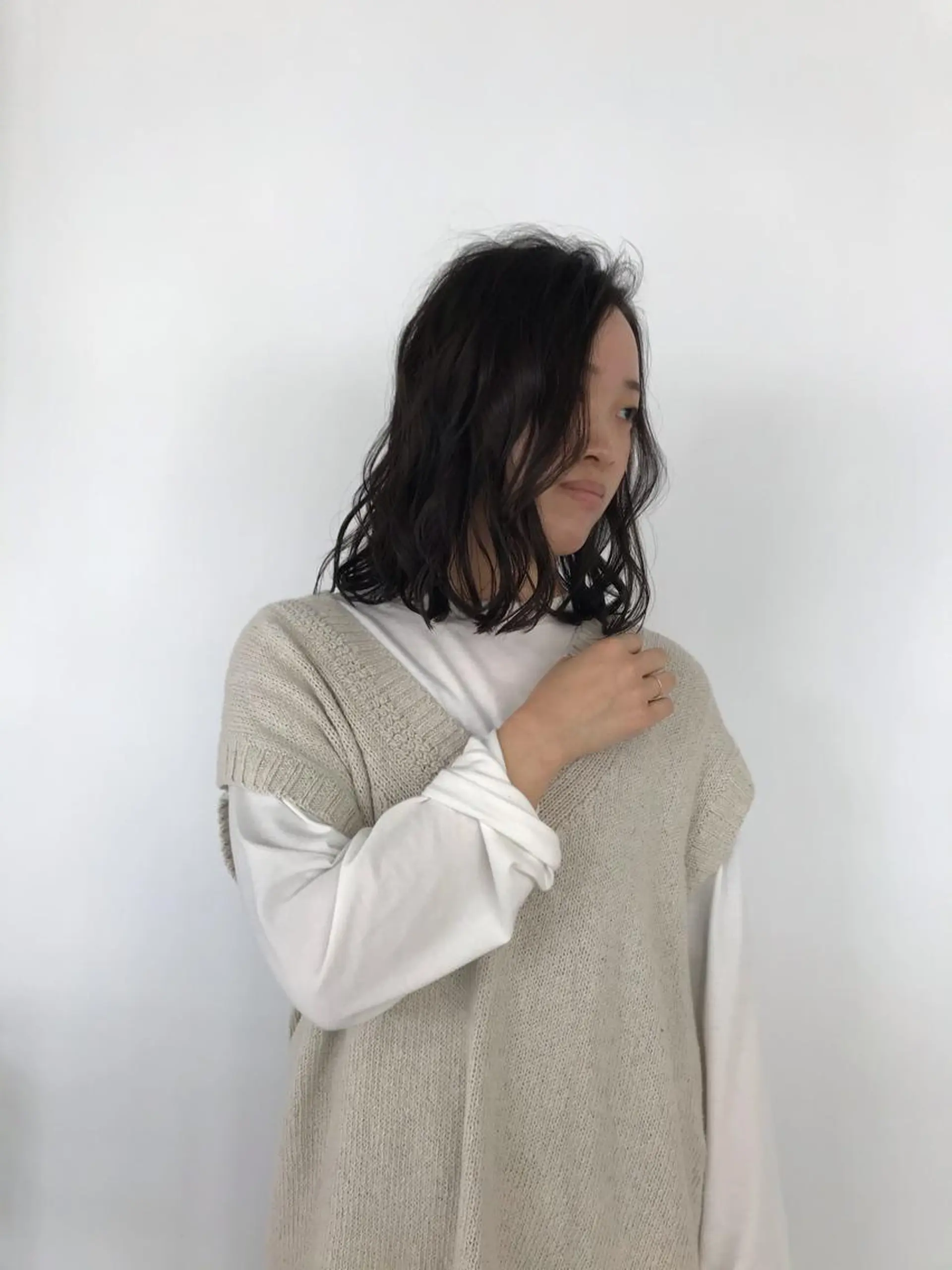 ミディアム KOOKI スティードトーキョーのヘアスタイル