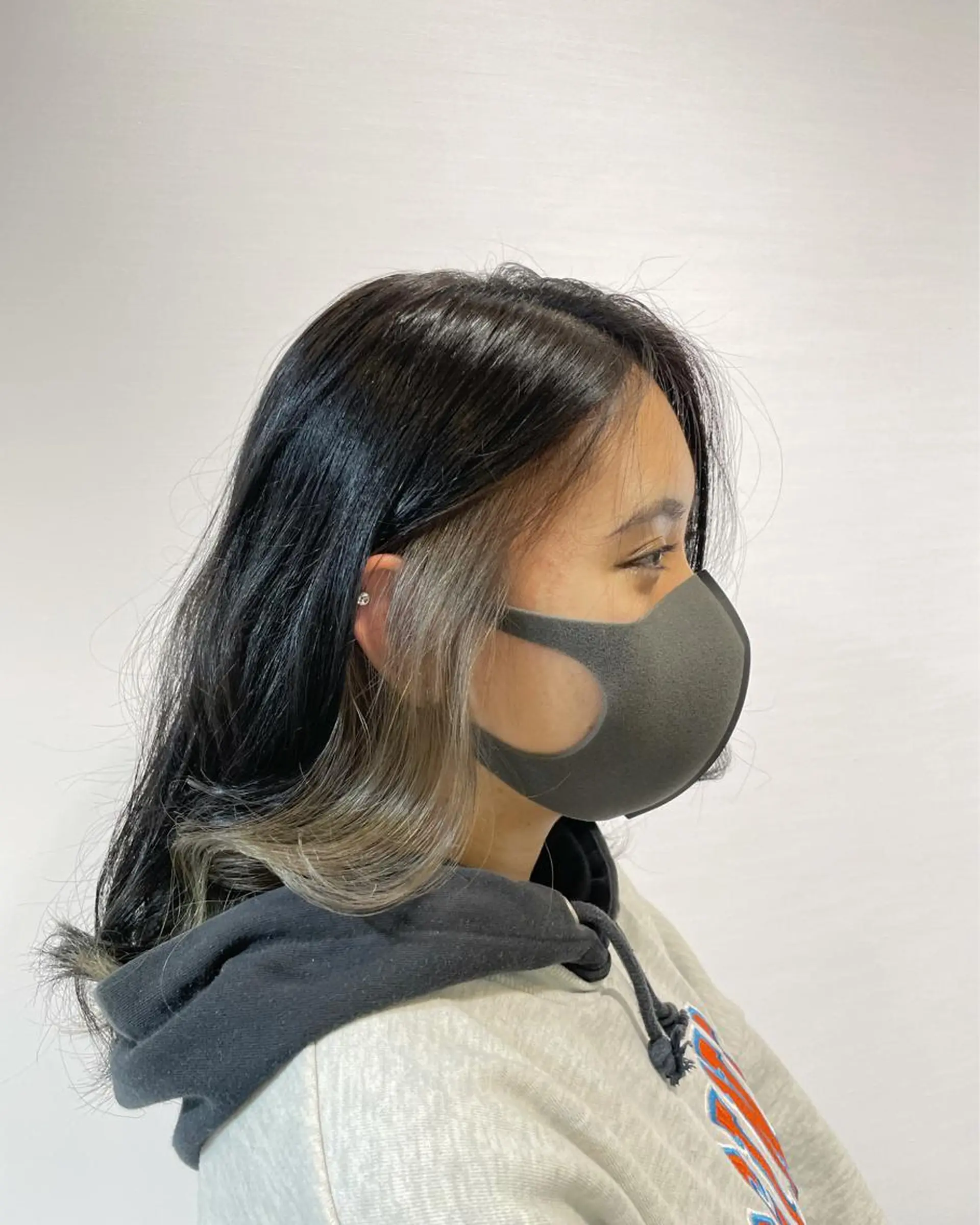 ミディアム カラー インナーカラー 横山 亮太のヘアスタイル