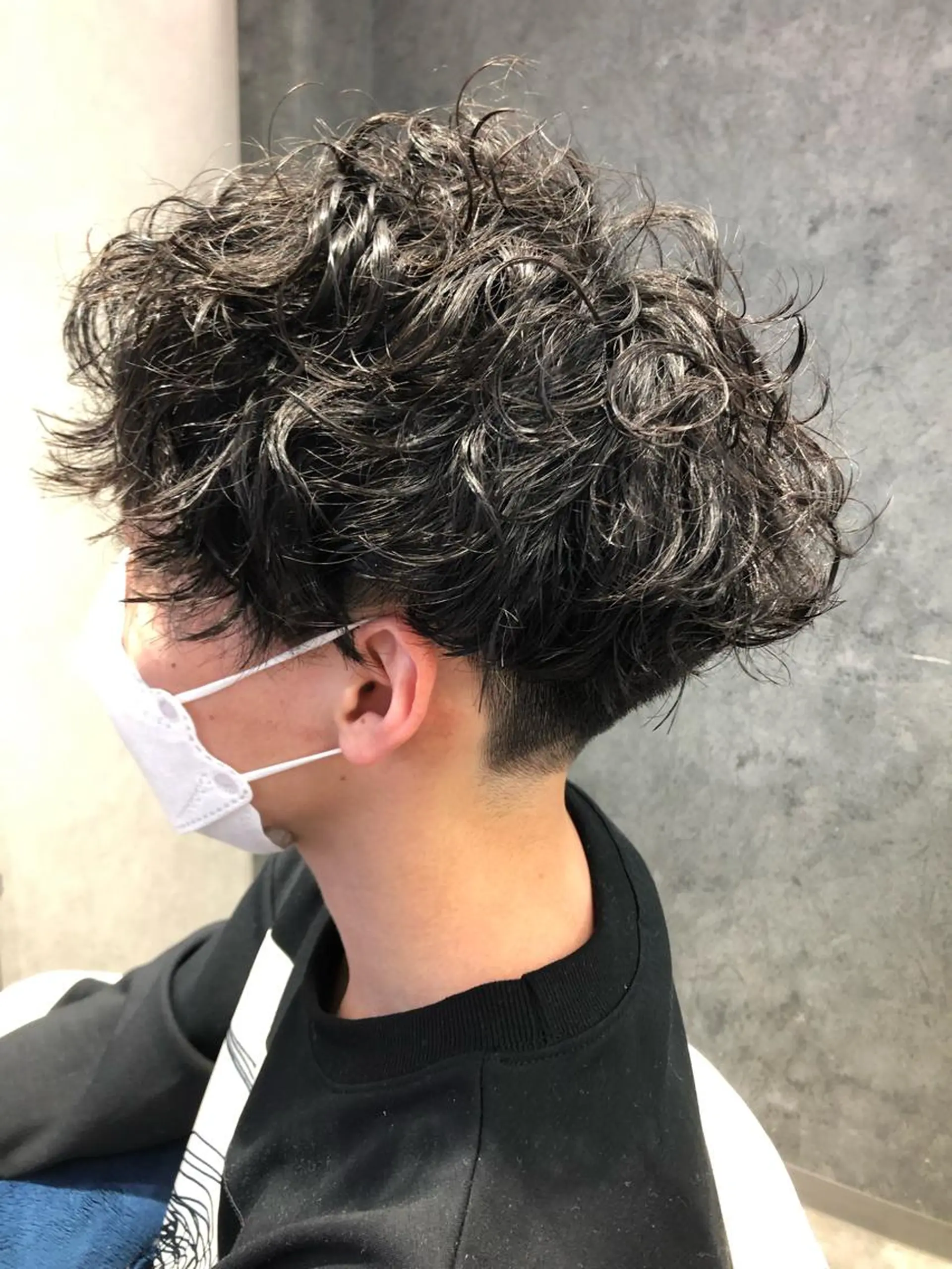 パーマ メンズ ツーブロック カット パーマ トリートメント Noyヨシモト ヒロトのヘアスタイル