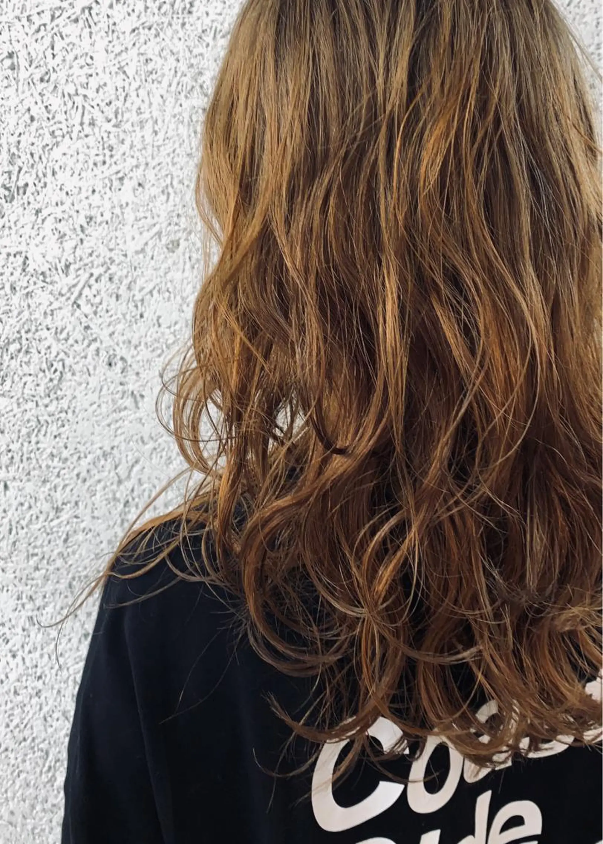 セミロング もにか🌞原宿/渋谷 🌝ブリーチカラーのヘアスタイル