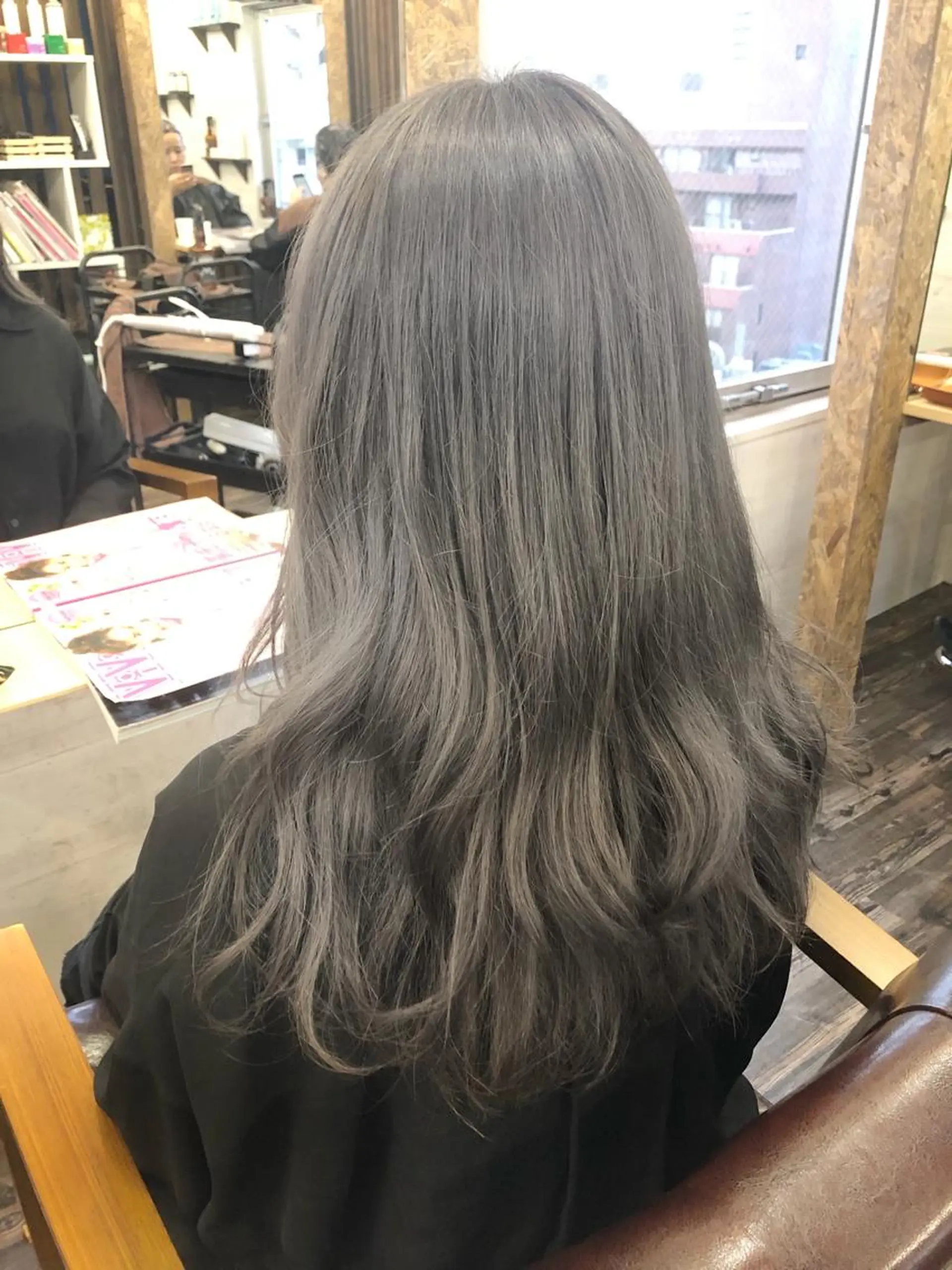 セミロング カラー 女性リピ90%🍨 🩷佐藤みずきのヘアスタイル