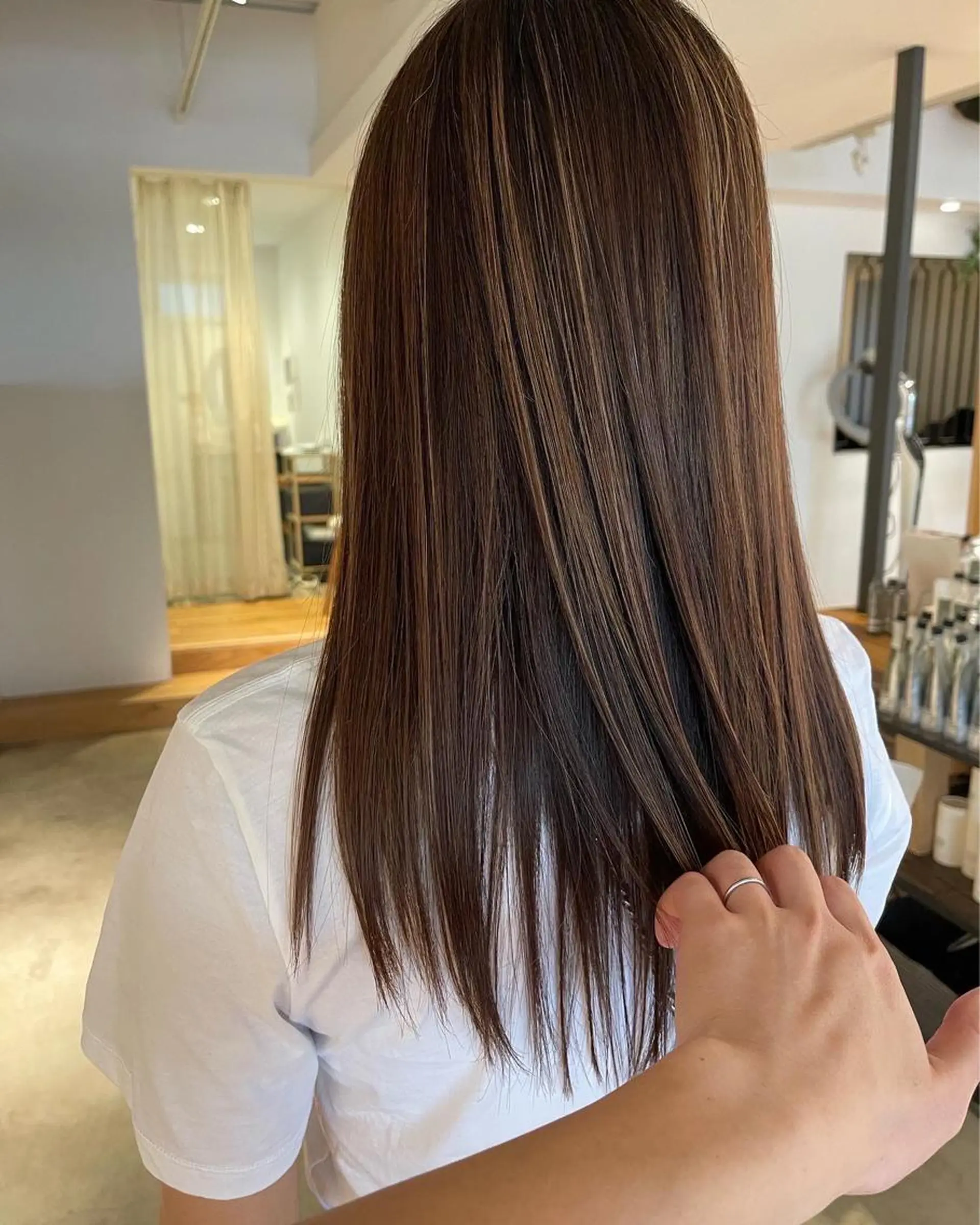 セミロング カラー トリートメント WATANABE YUTOのヘアスタイル