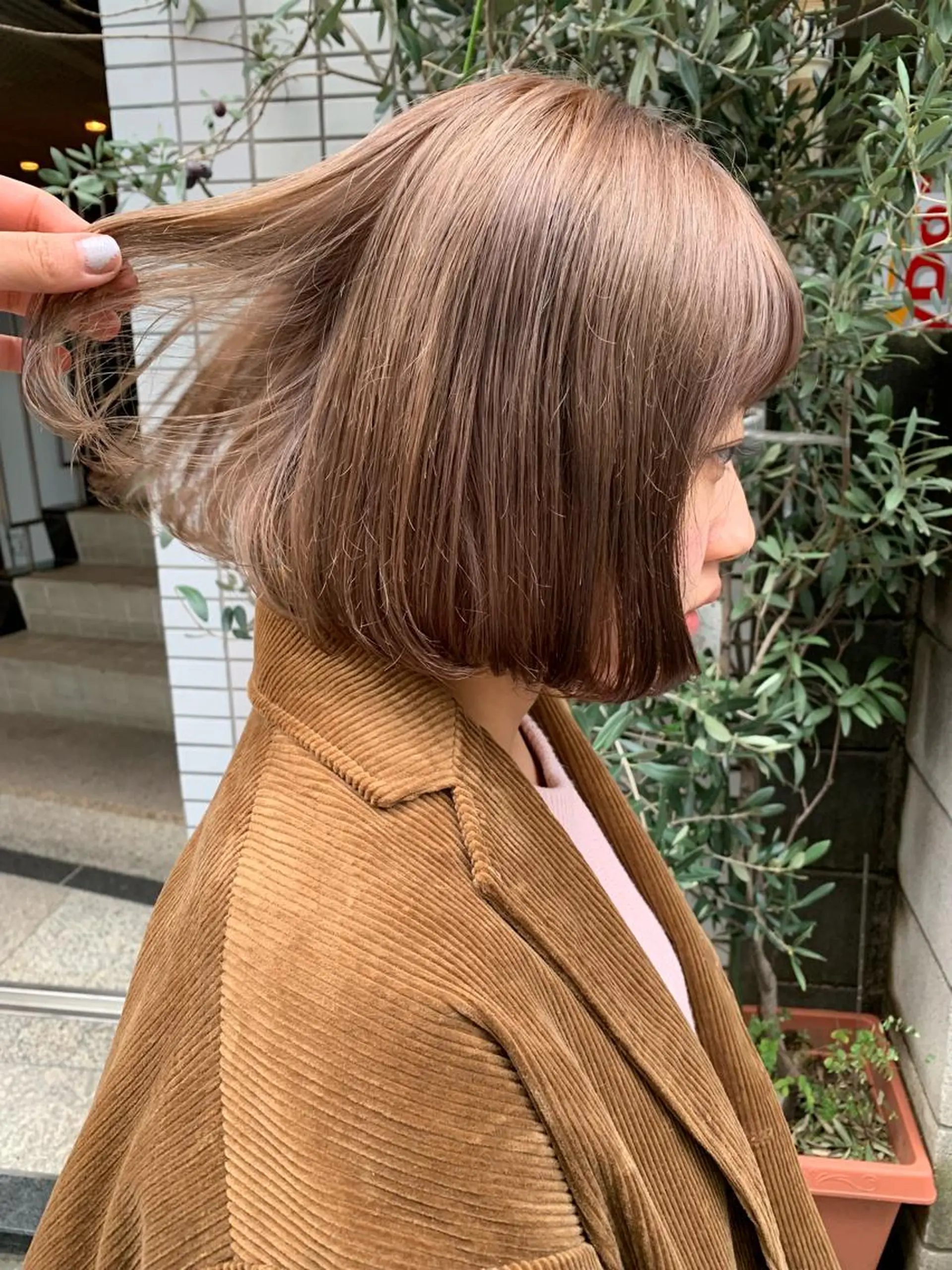 ミディアム カラー ヘアアレンジ 🫧透明感カラー/ ボブ/小笠原汐海🪽のヘアスタイル