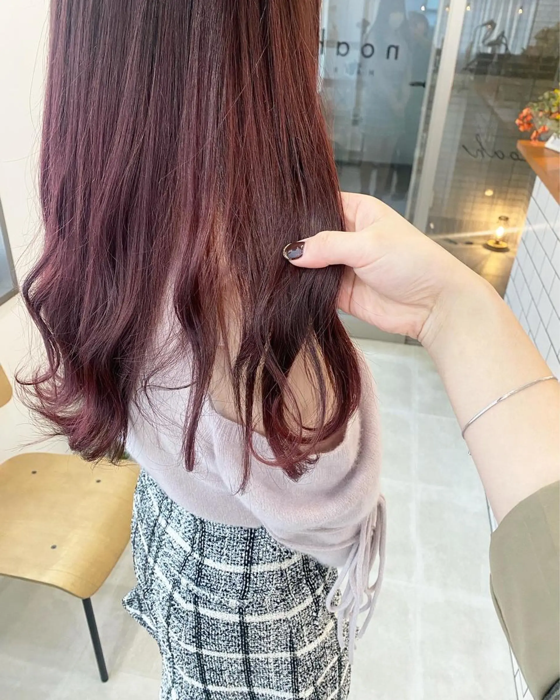 ロング 川野 彩海のヘアスタイル