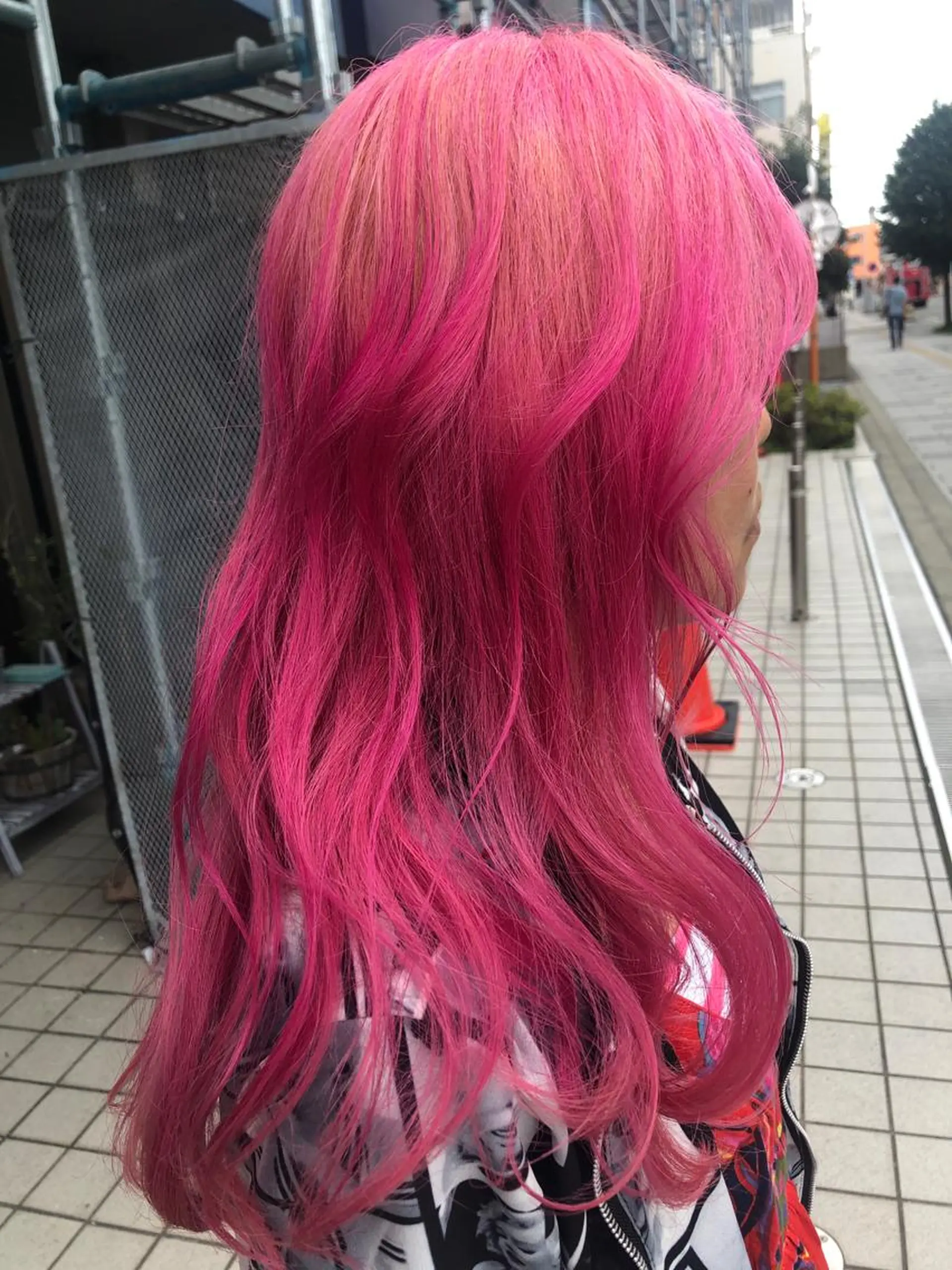 セミロング カラー ピンクカラー ヘアカラー 似合わせ レイヤー須川のヘアスタイル