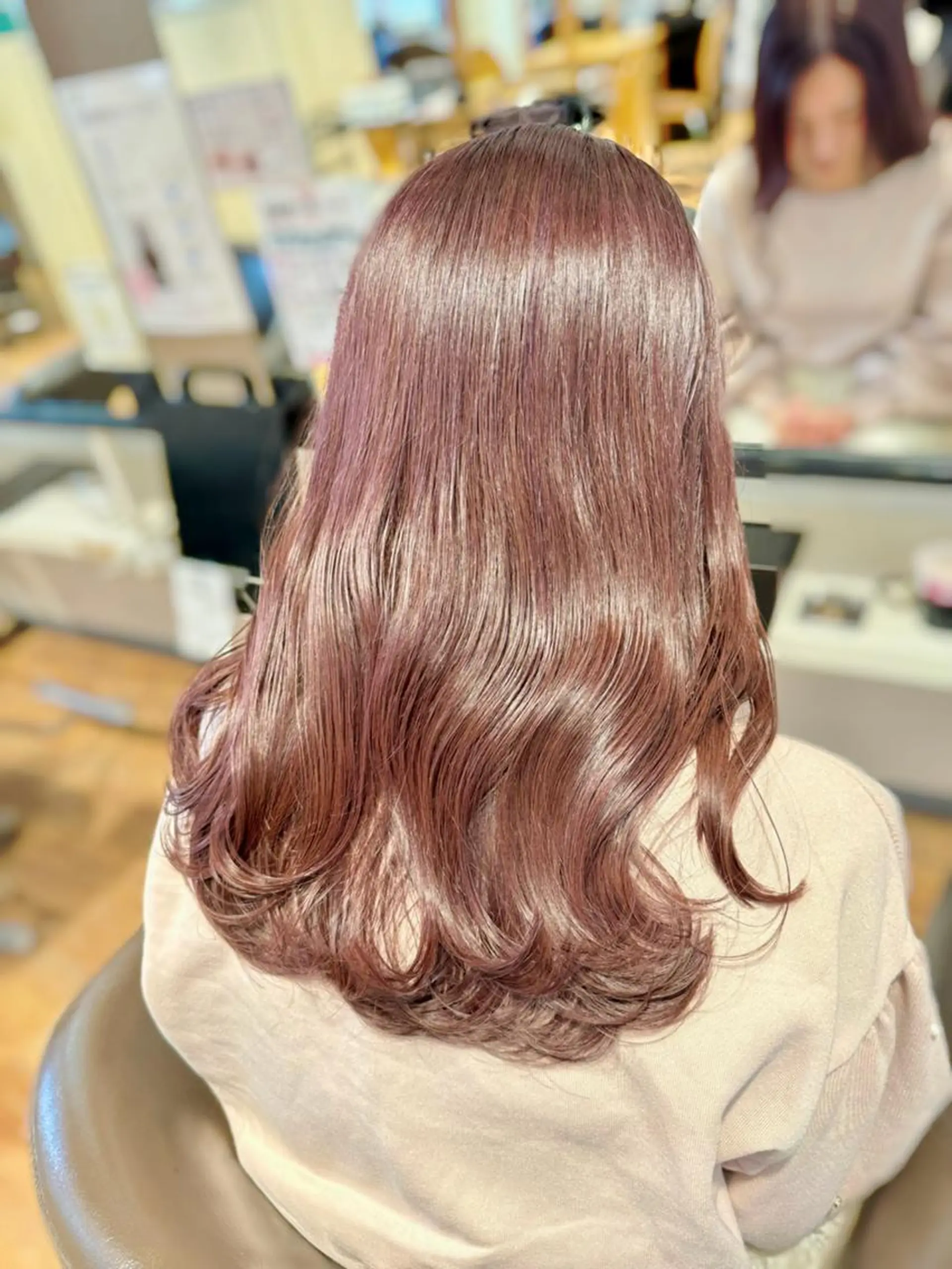 セミロング ピンクブラウン Hip's eyes 大宮のヘアスタイル