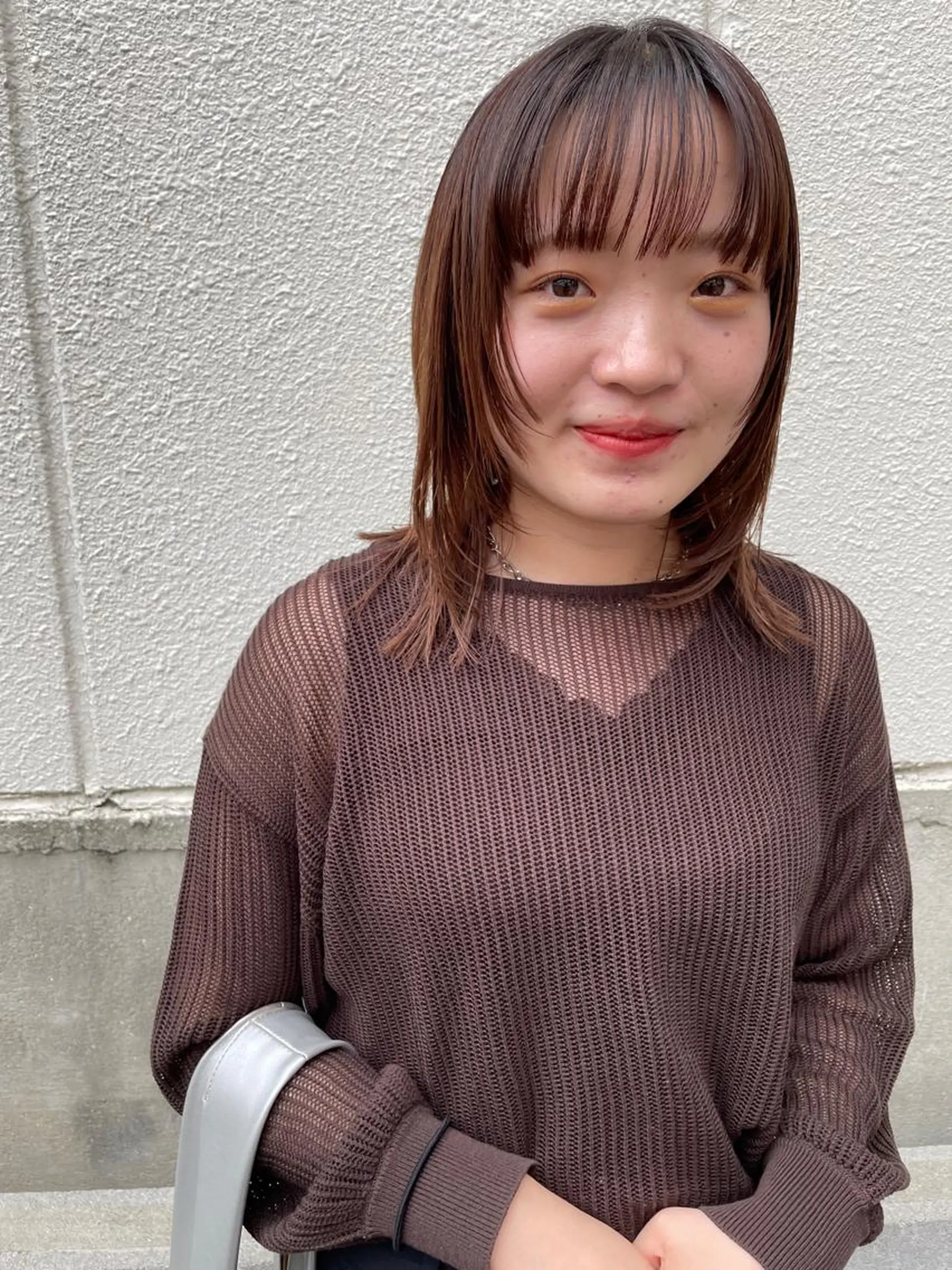 セミロング カット さの あやねのヘアスタイル