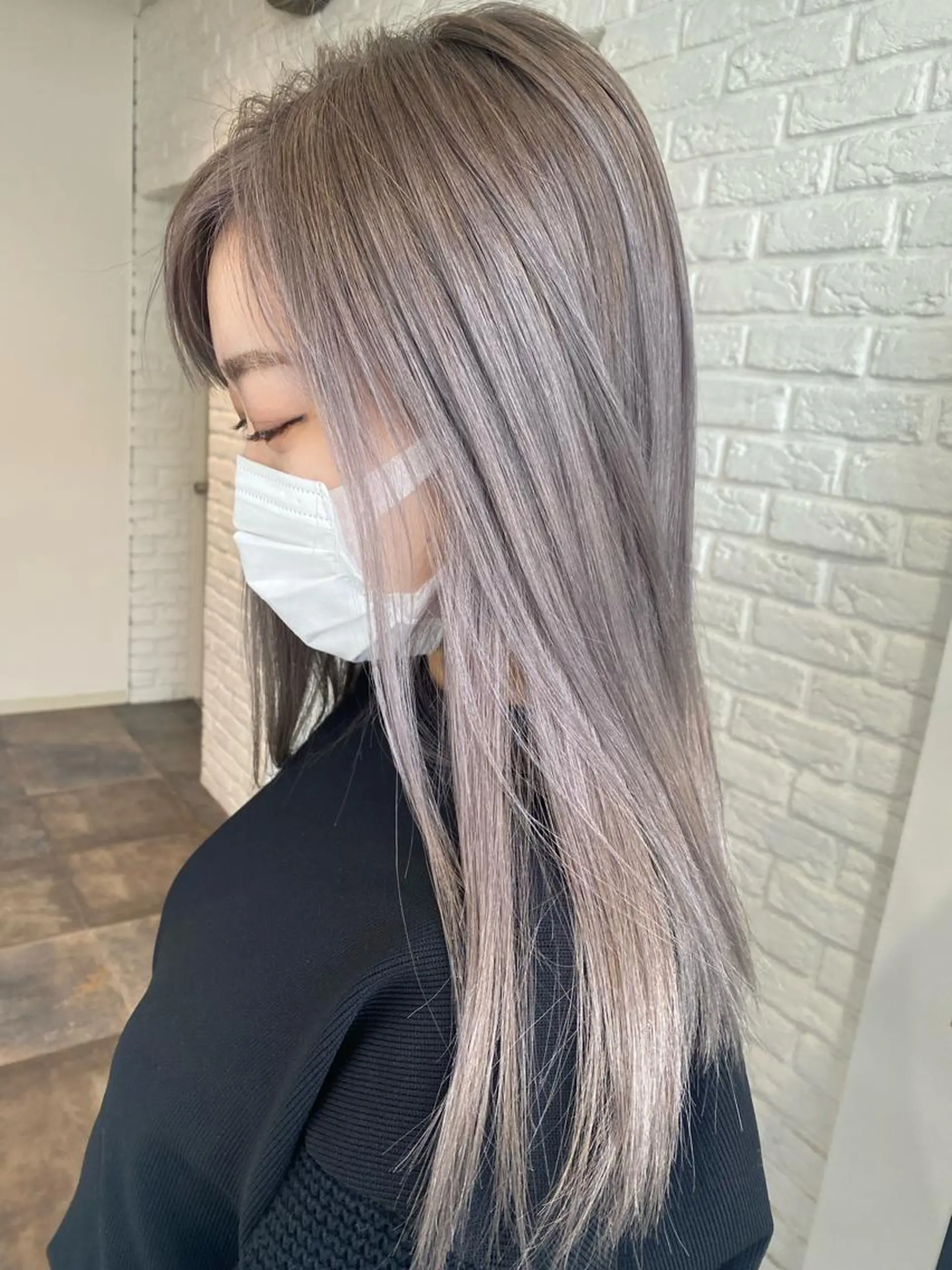 ロング ヘアカラー ハイトーンボブ Mizuki.のヘアスタイル