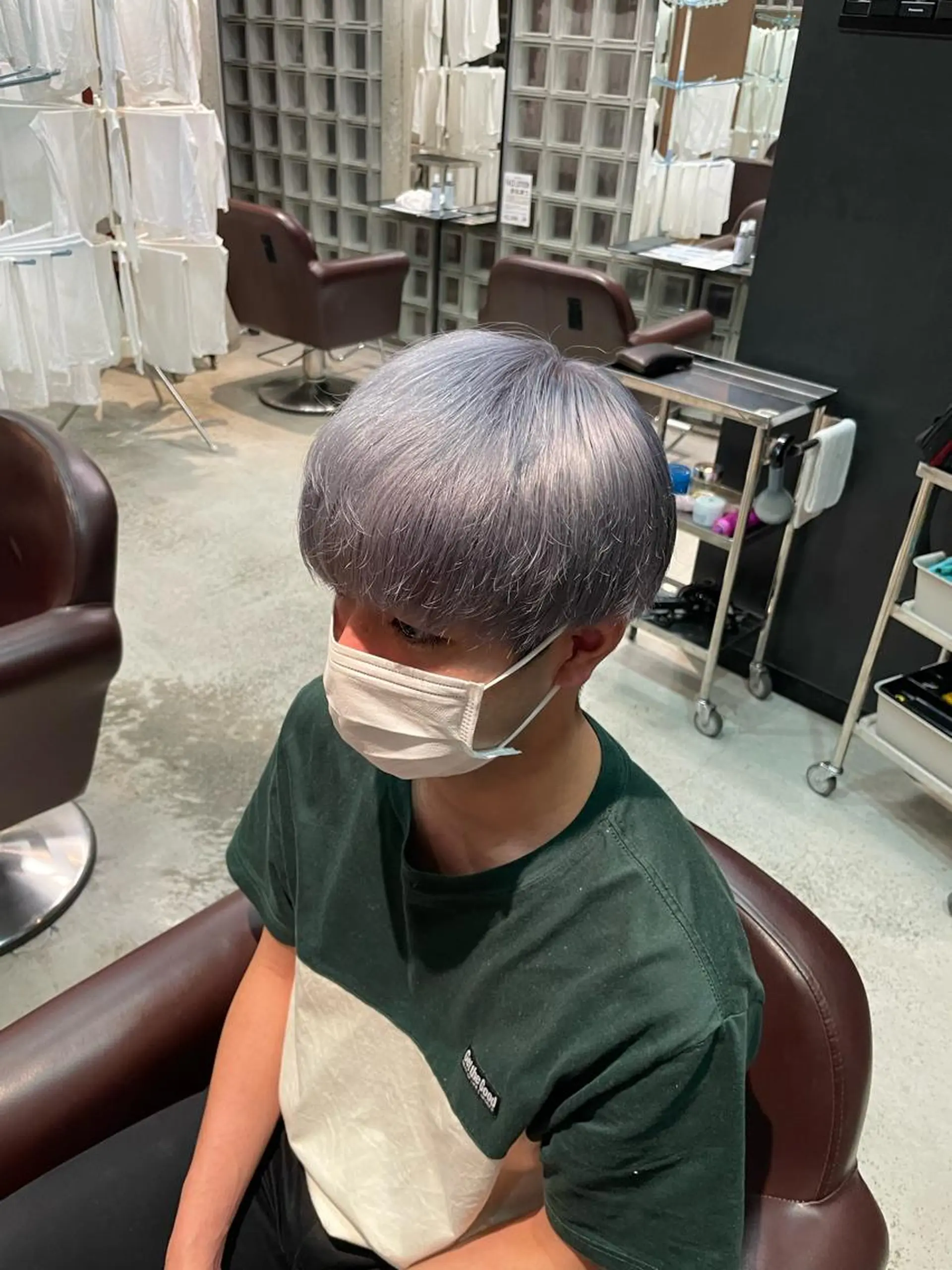 カラー ブリーチ シルバー 🌀パーマ特化 美容師🌀/しゅんのヘアスタイル