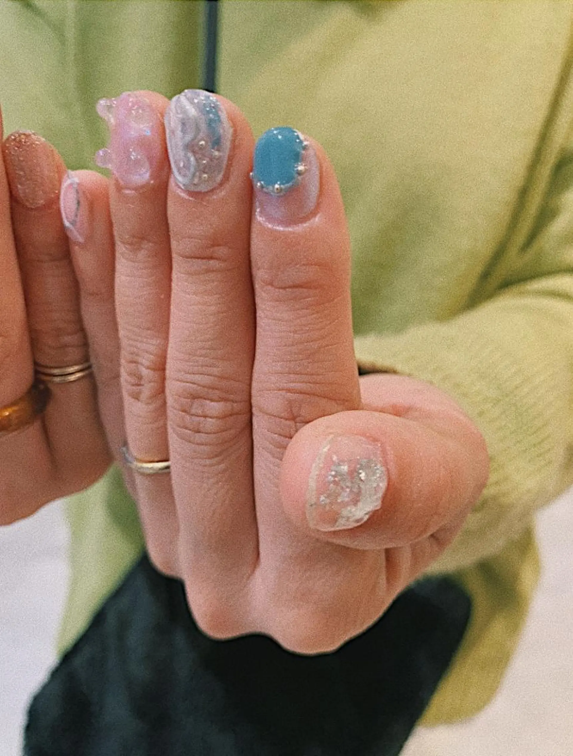 ネイル AO所属・RISAKO 艶髪モテヘア🎀府中のヘアスタイル