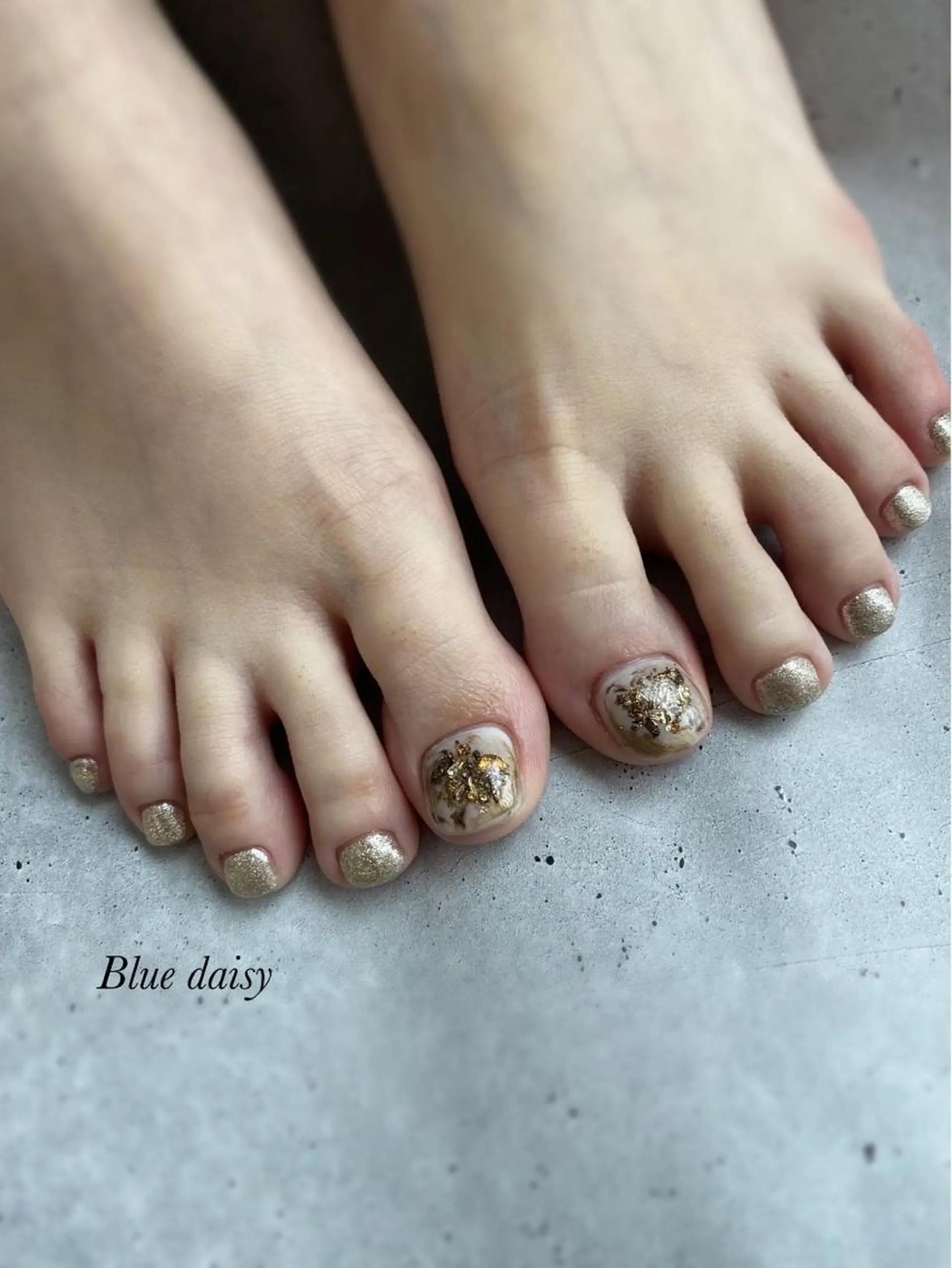 ネイル アートネイル フットネイル Blue daisy 栄本店のネイルデザイン