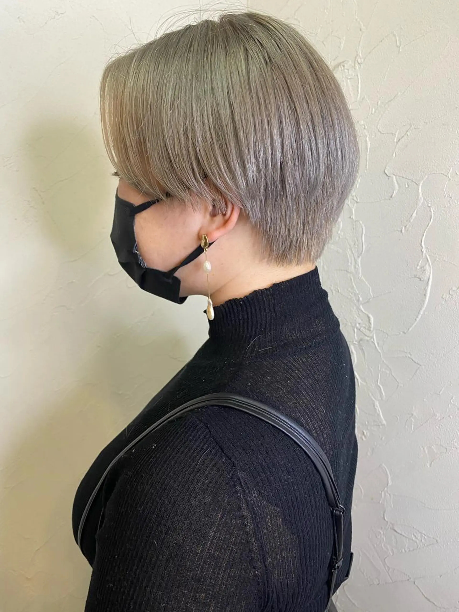 ショート カラー ハンサムショート ベージュカラー ホワイトベージュ ショートヘア Hayashi Shioriのヘアスタイル