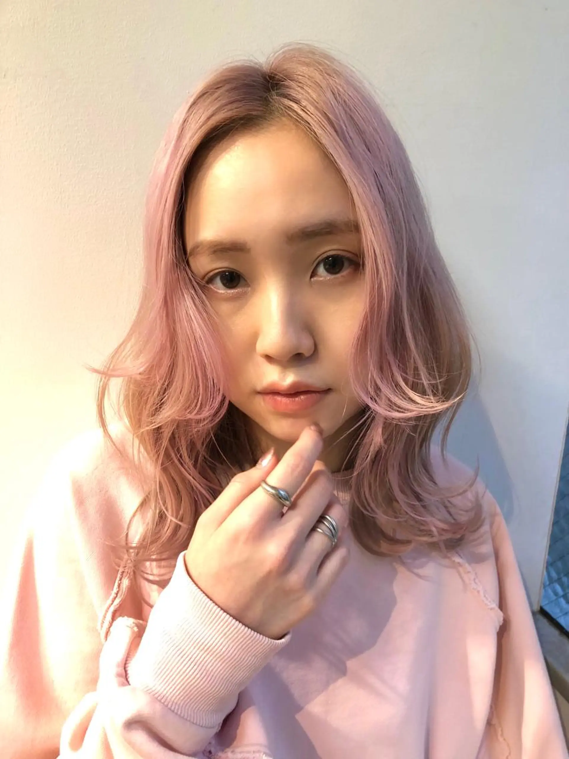 ミディアム カラー 🫧tomoka 透明感カラー🫧のヘアスタイル