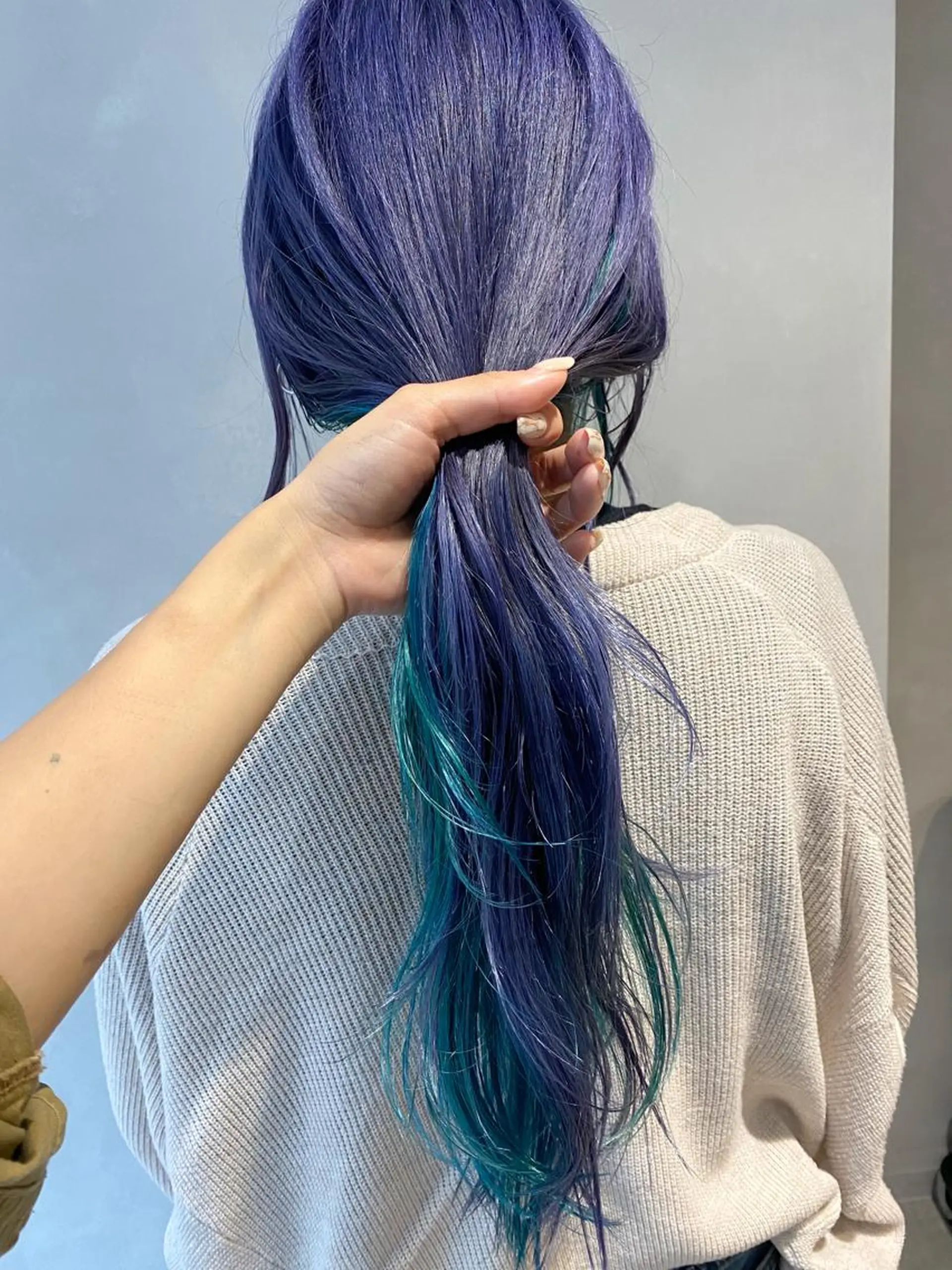 ロング カラー ヘアアレンジ エメラルドグリーン ラベンダーカラー カット ヘアカラー #ブリーチカラー Akihoのヘアスタイル