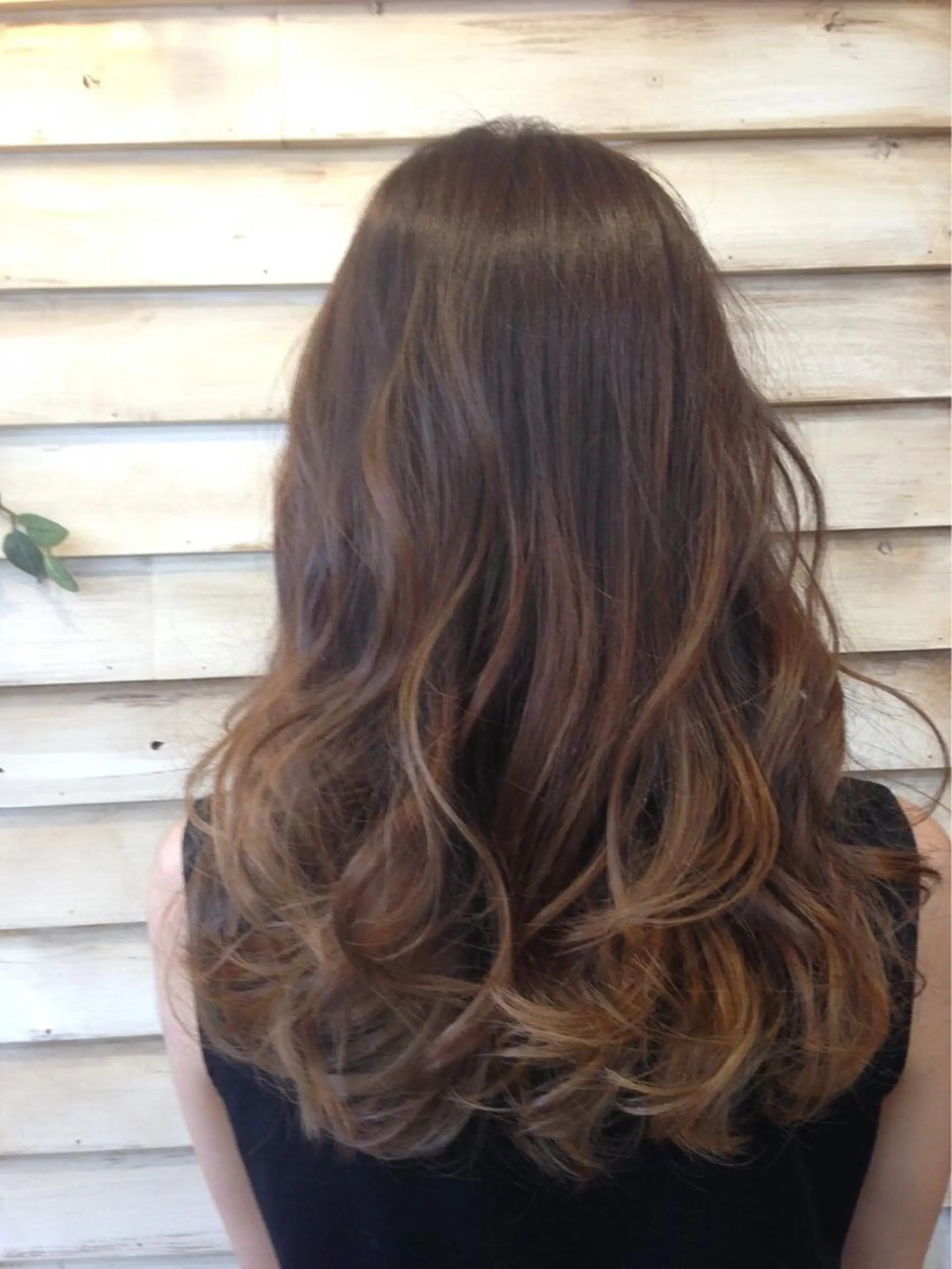 ロング カラー パーマ バレイヤージュ ブリーチ ダブルカラー グラデーションカラー ハイライトカラー パーマ hair salon mementoのヘアスタイル