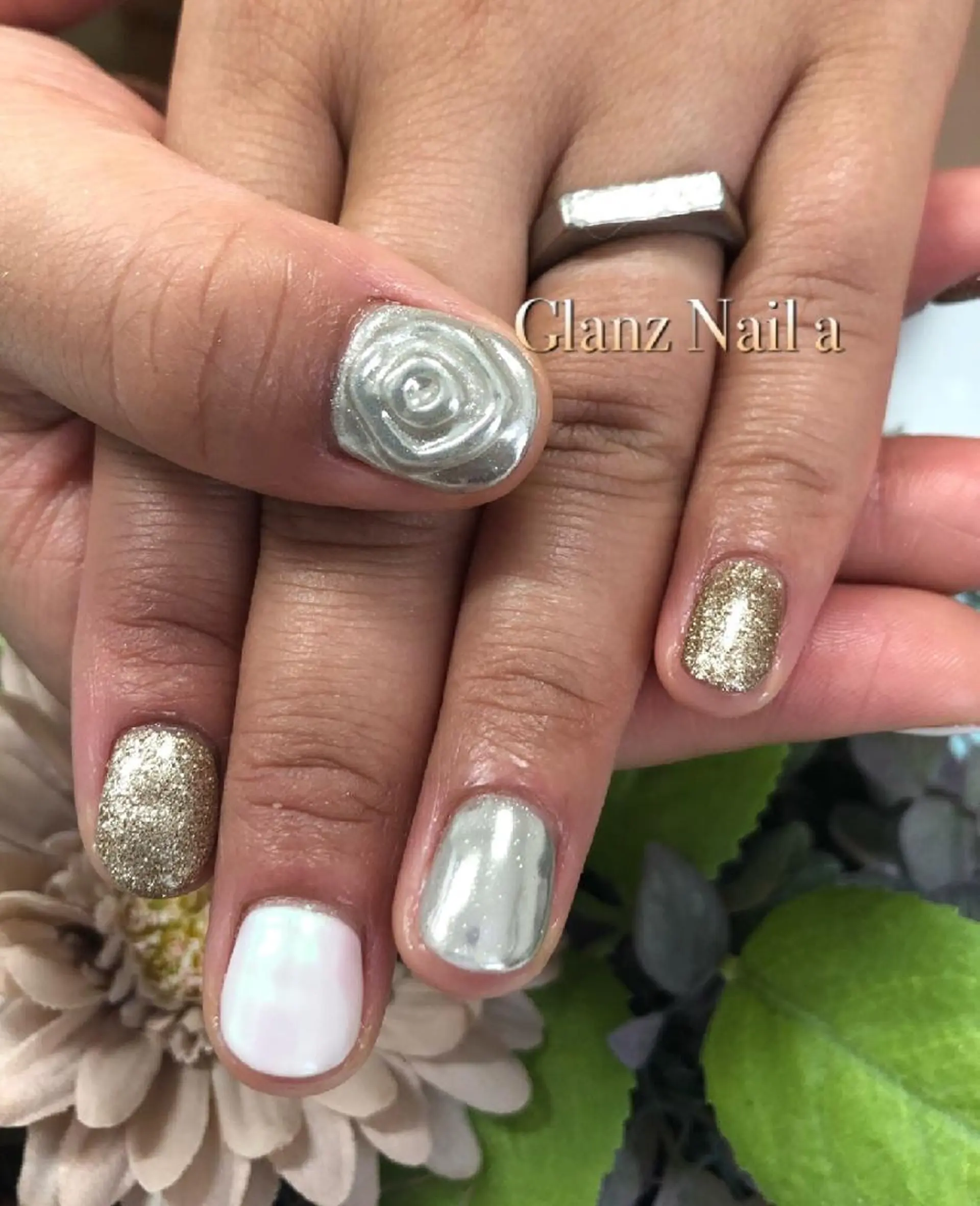 ネイル ミラーネイル ニュアンスネイル Glanz  Nail aのネイルデザイン