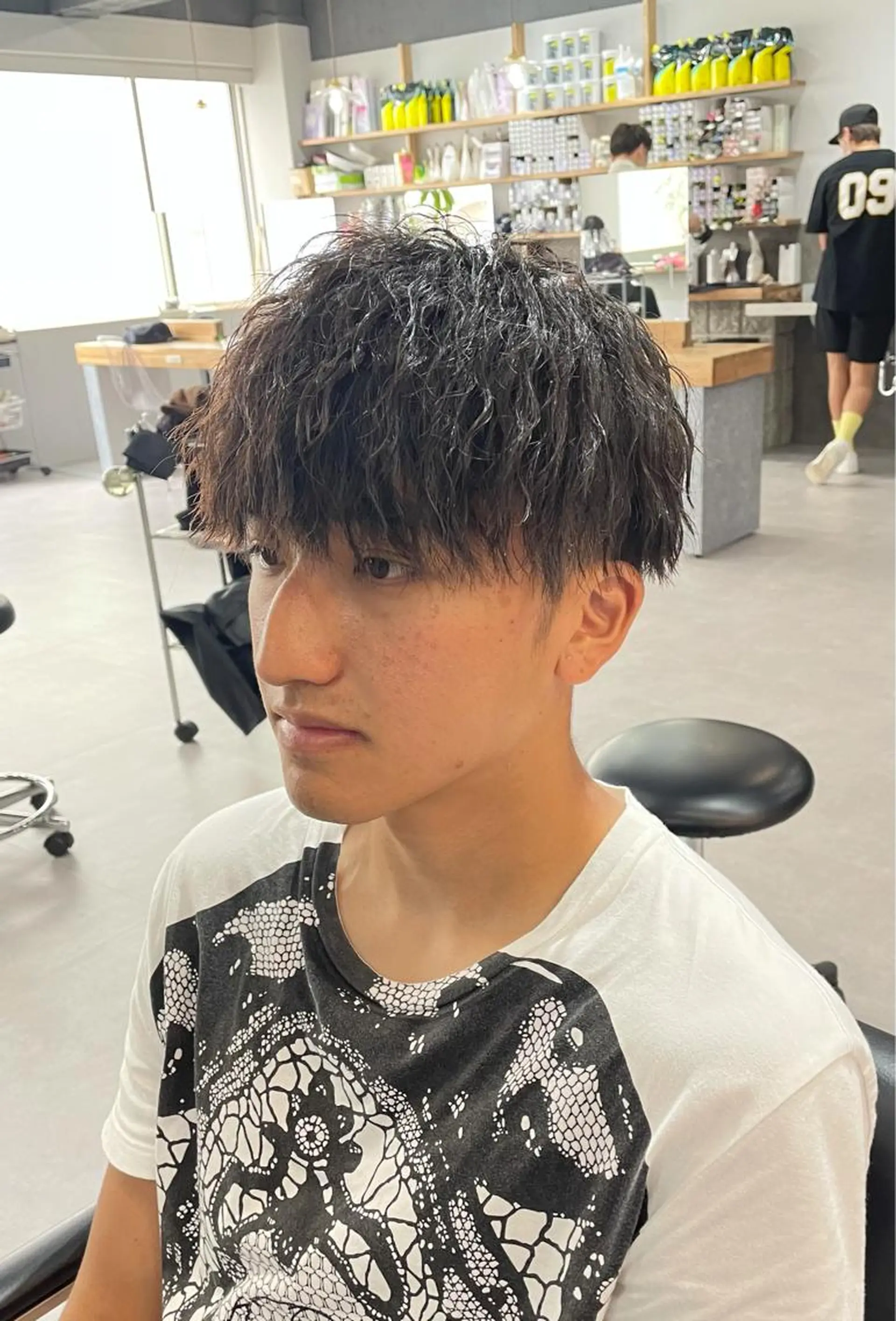 パーマ メンズ パーマ SOA所属・西村あきや トレンド韓国ヘアのヘアスタイル