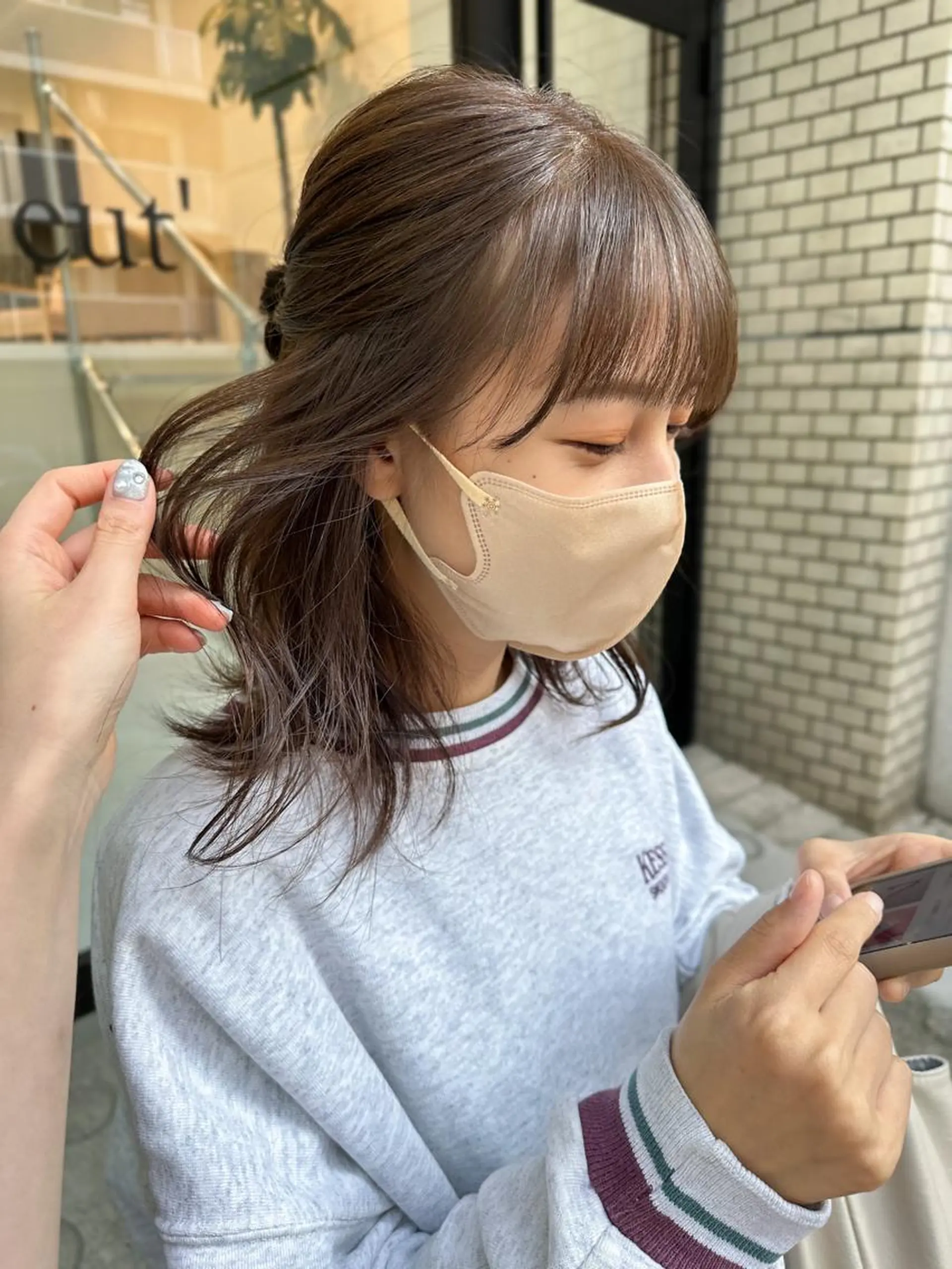 ミディアム カラー ヘアカラー 🌼透明感艶カラー オリーブ🌼河村咲のヘアスタイル