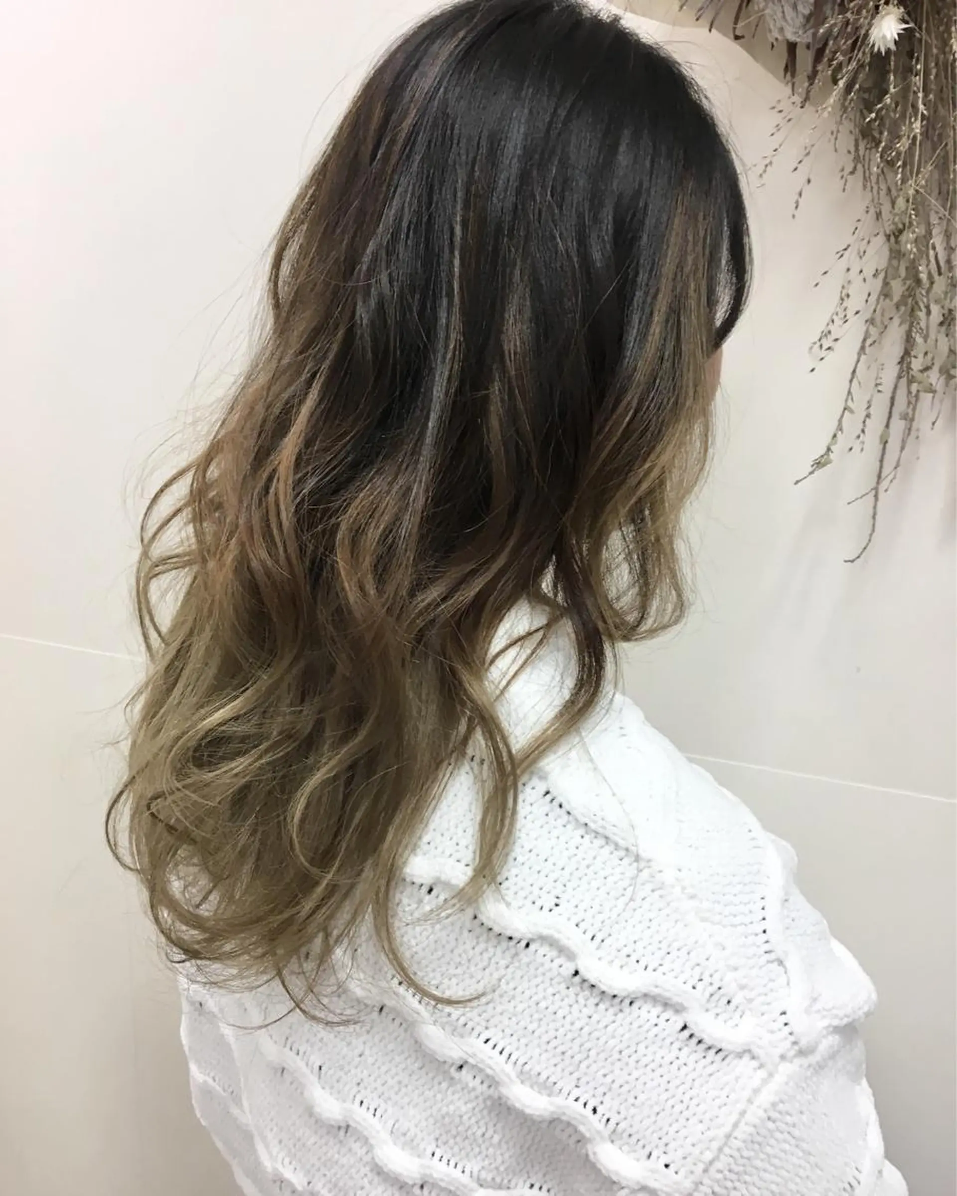 ロング カラー タナカ タクヤのヘアスタイル