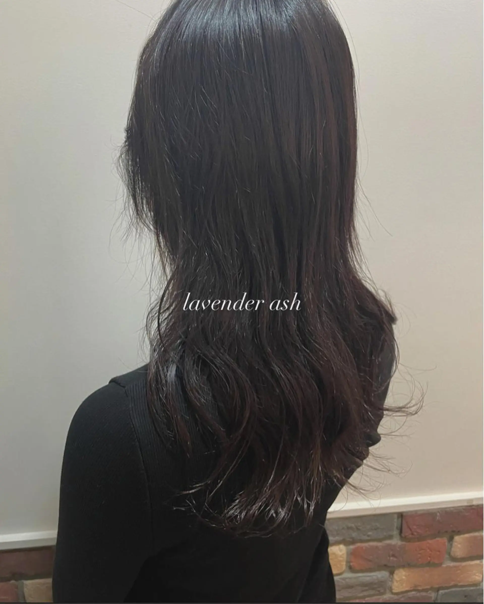 ミディアム カラー 中井 茅佳のヘアスタイル