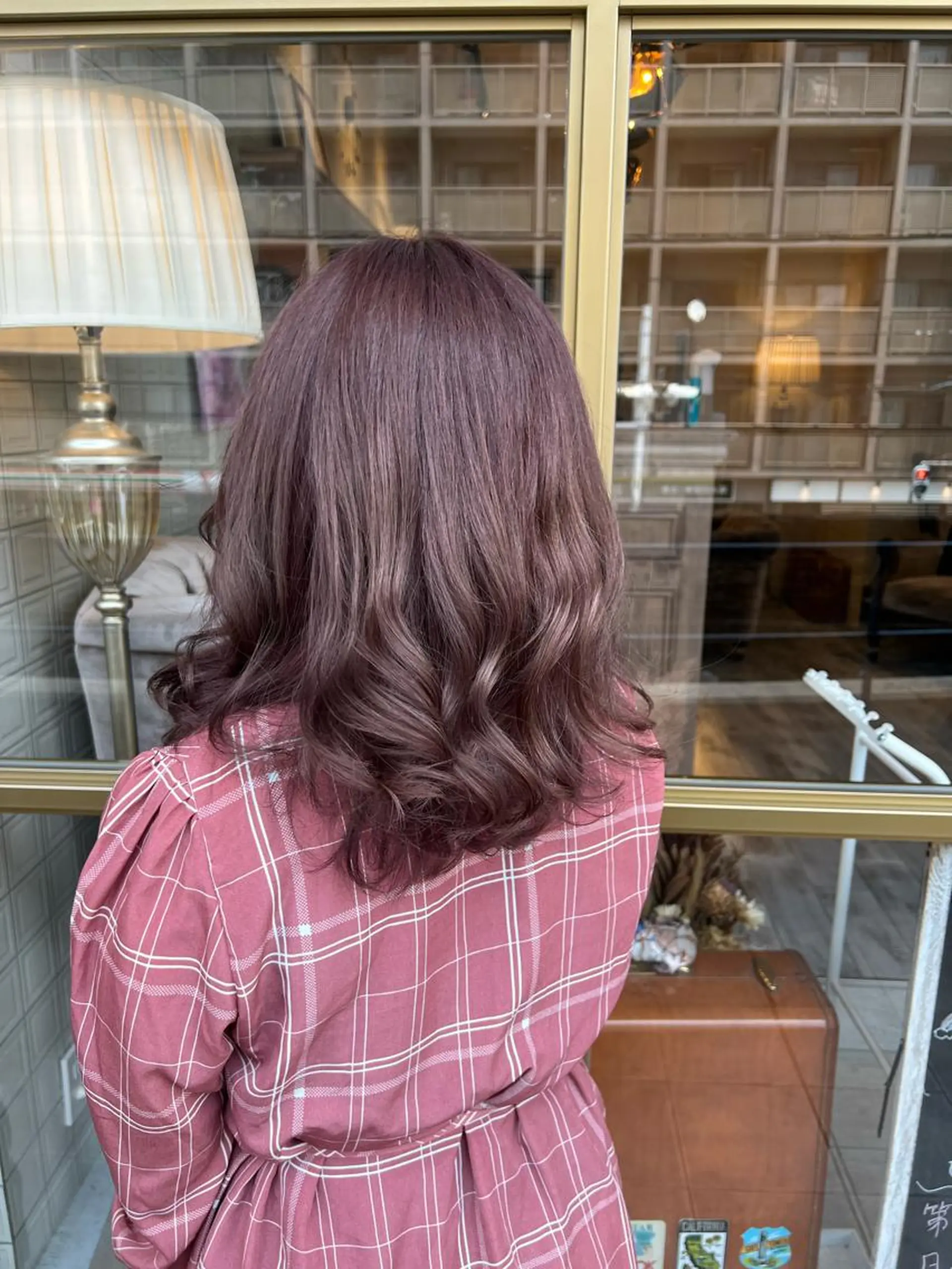 ミディアム カラー ピンクカラー ヘアカラー Aya/四条烏丸/ インナーカラーのヘアスタイル