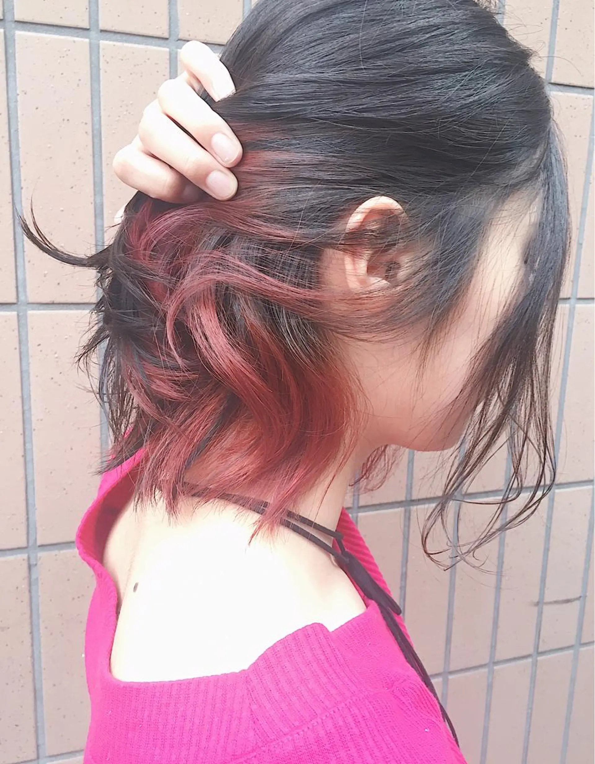 ショート カラー アッシュ ダークアッシュ インナーカラー ピンクカラー 髪質改善、エクステ 山口卓哉のヘアスタイル