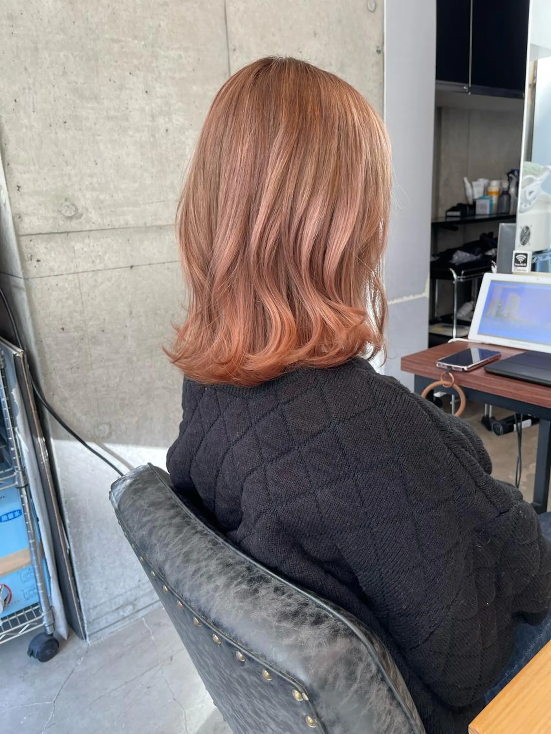 ミディアム くびれヘア くびれレイヤー レイヤーカット 平栗 篤のヘアスタイル