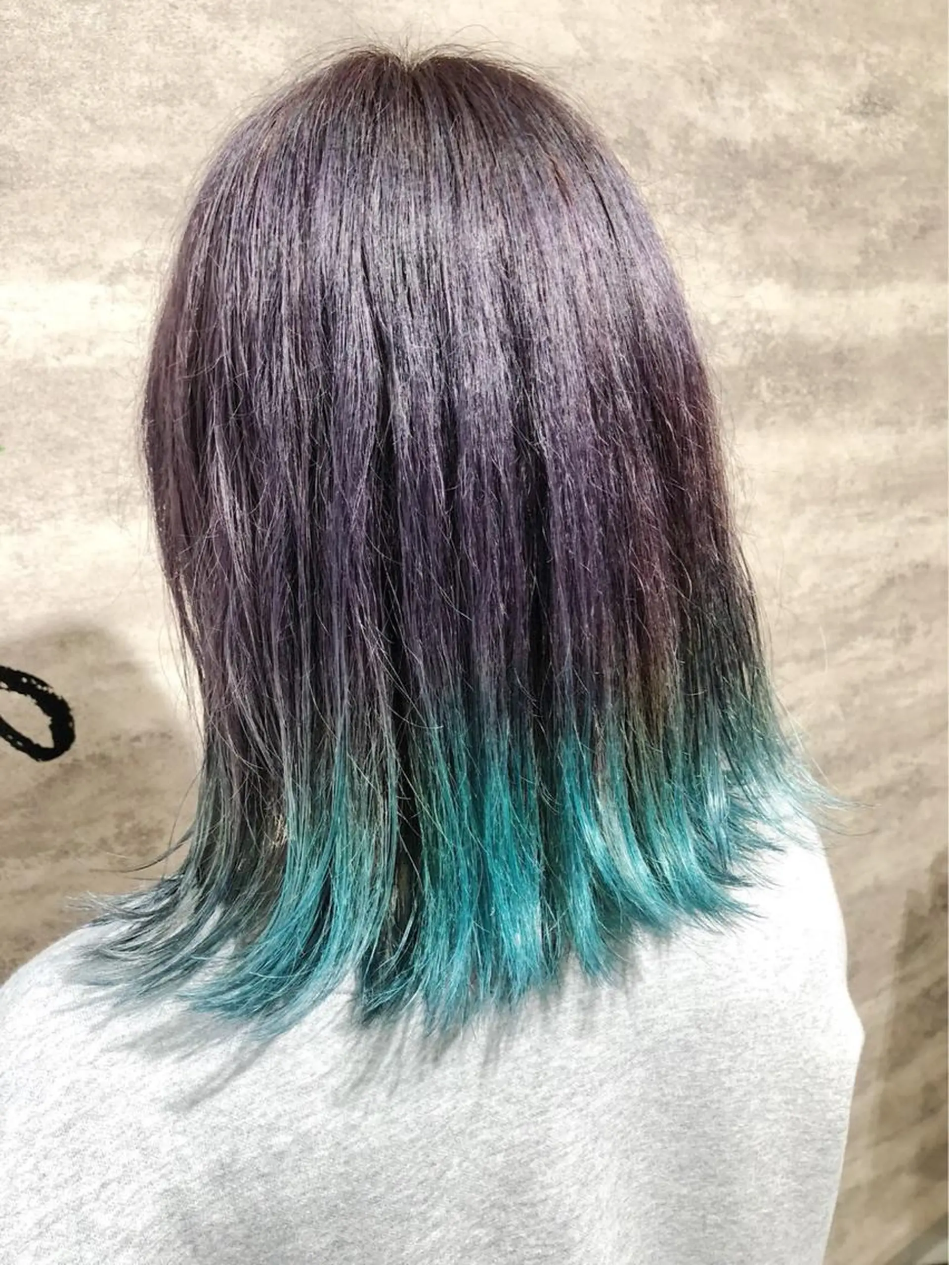 ミディアム カラー ブルーカラー 🫟Blanco🫟 Color&Careのヘアスタイル