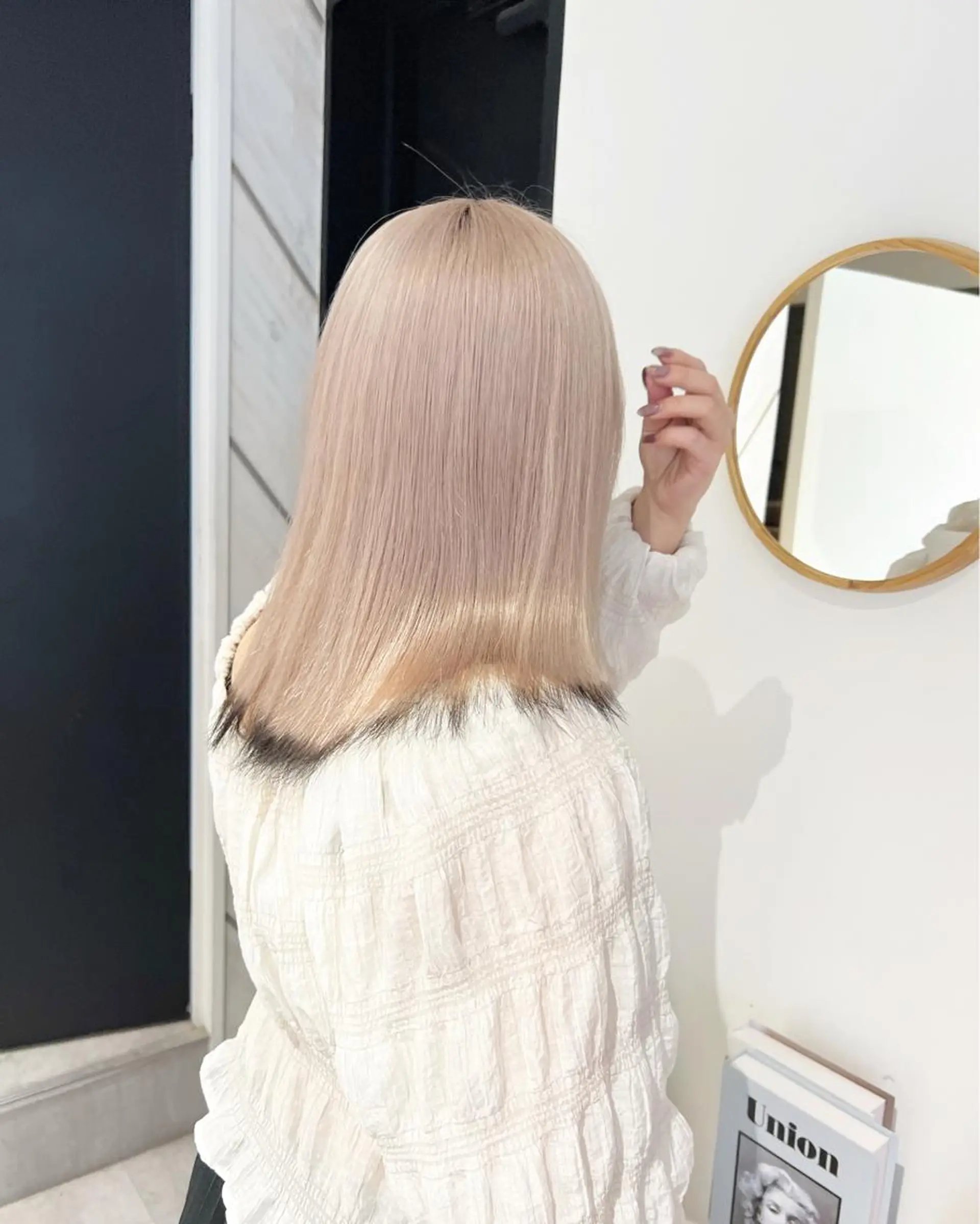 ミディアム デザイン🥇複雑履歴 ハイトーン特化のヘアスタイル