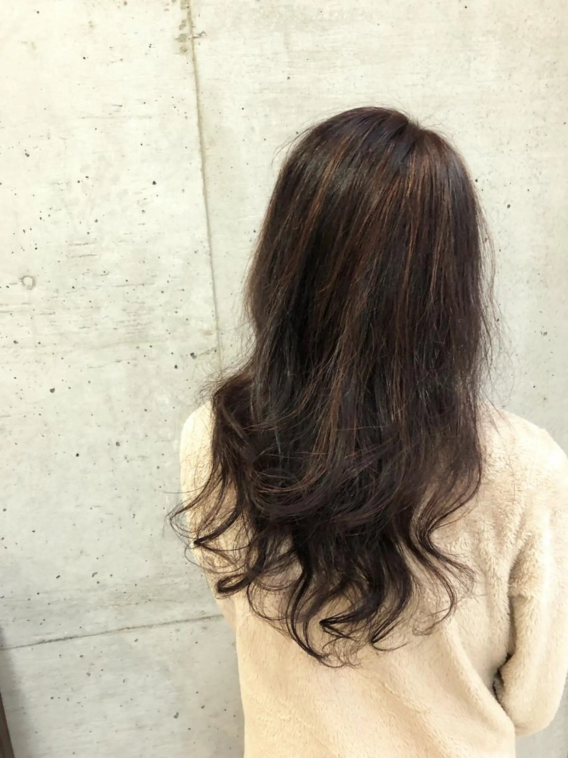 ロング カラー ハイライトカラー ハイライト 大栗 佑也  髪質改善のヘアスタイル