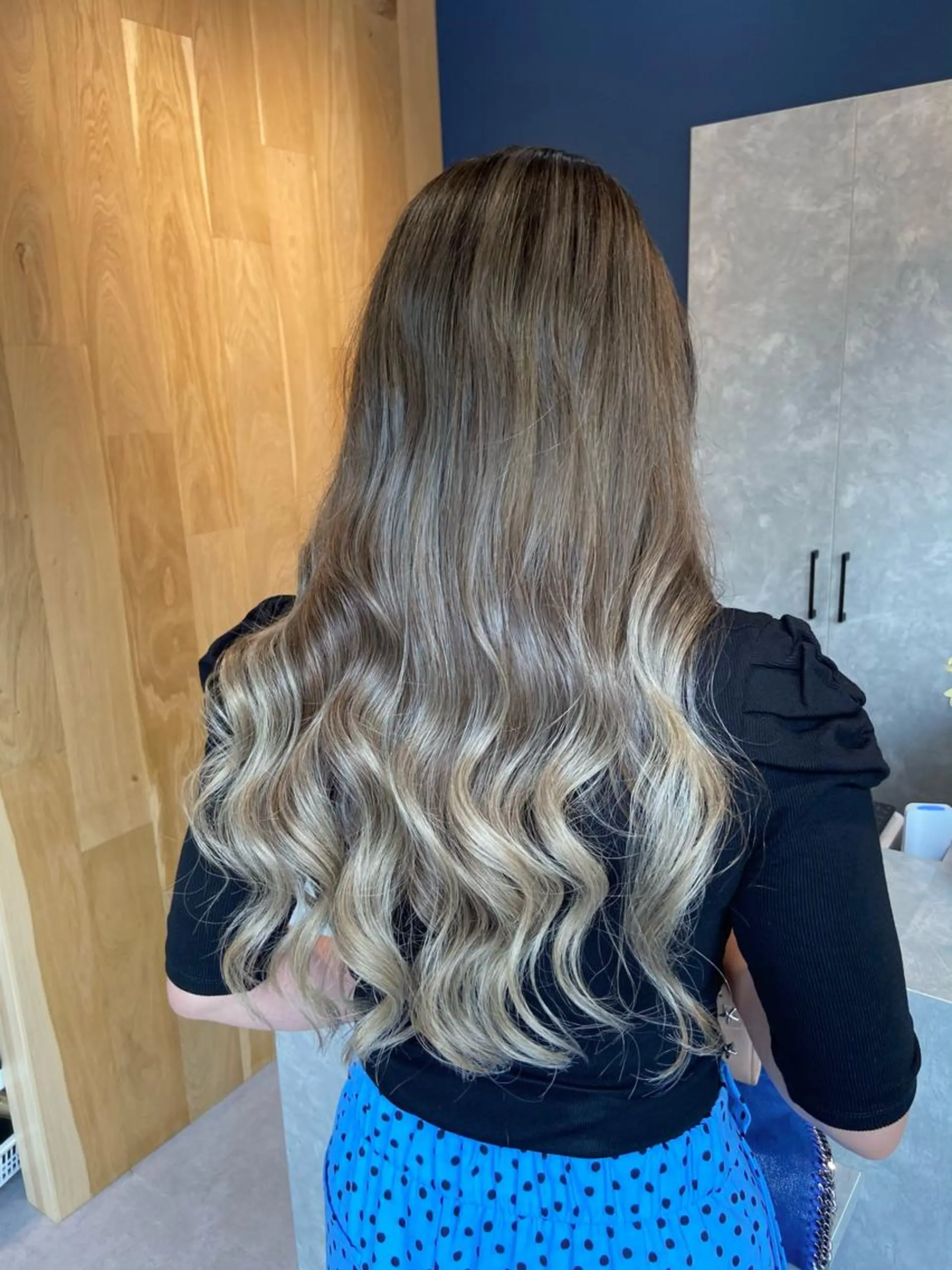 ロング ヘアカラー トリートメント 褒められヘアー ERI✨のヘアスタイル