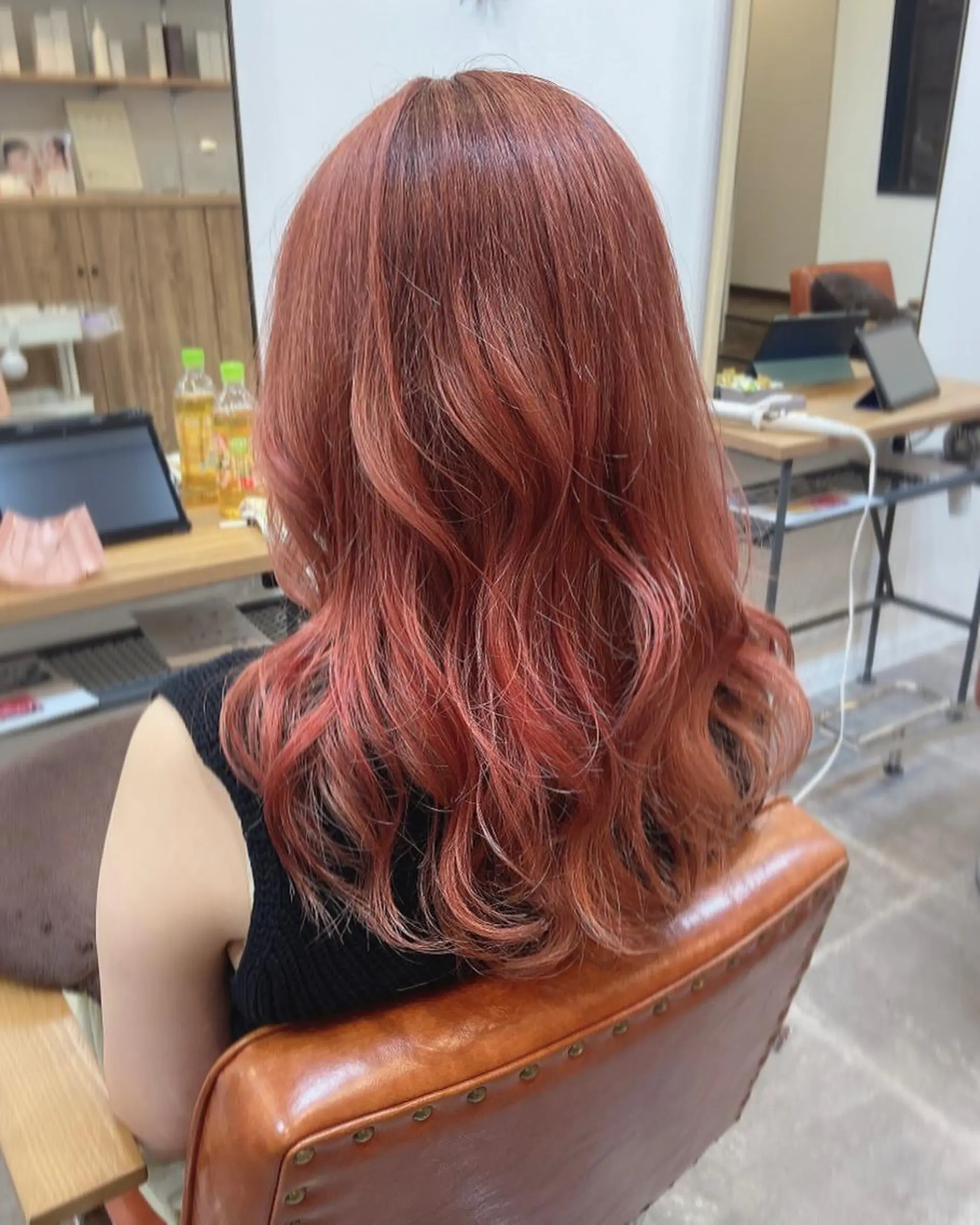 ロング 柏韓国ヘア 白石芽衣のヘアスタイル