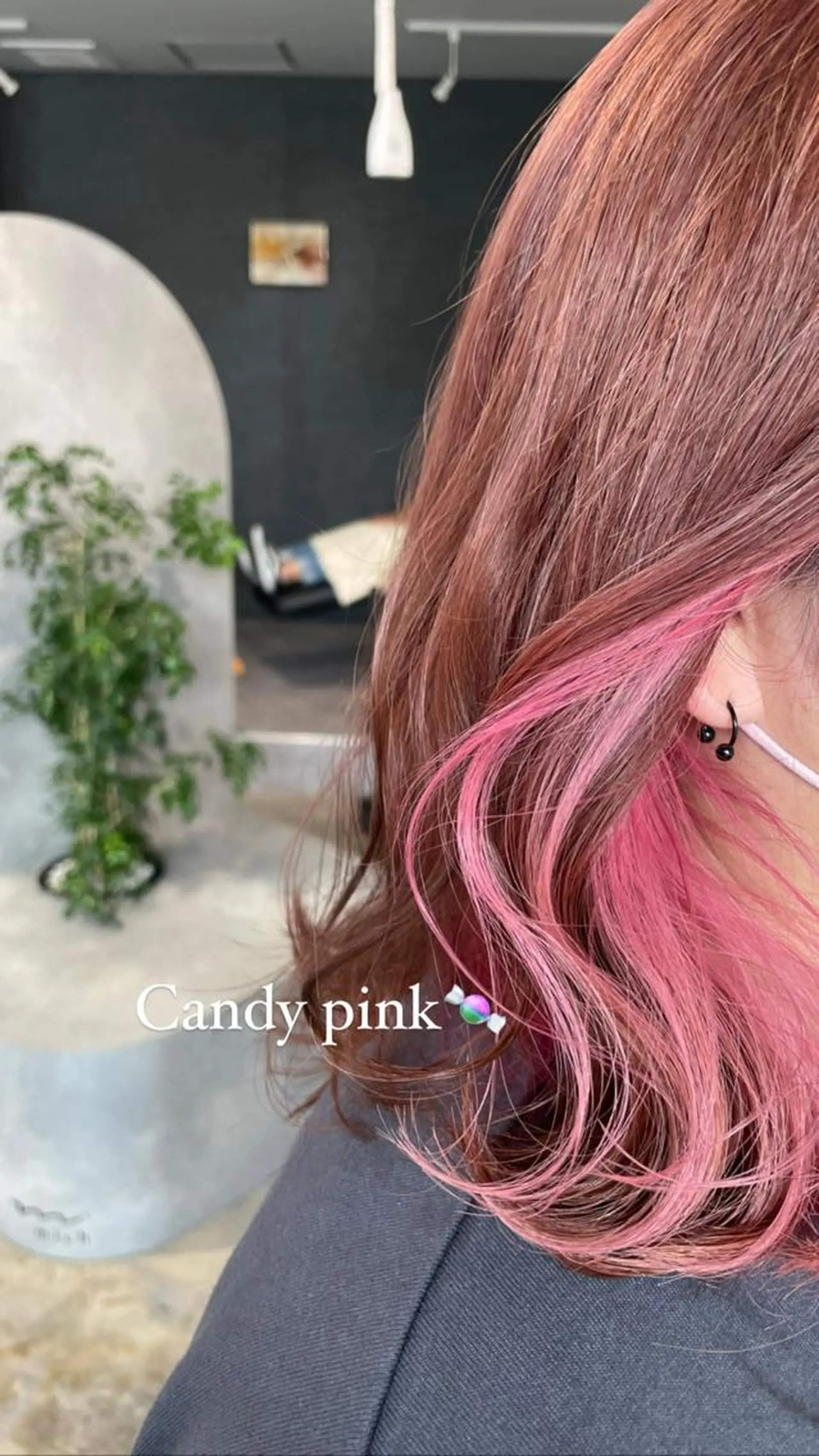 ミディアム 岸川 恭子のヘアスタイル