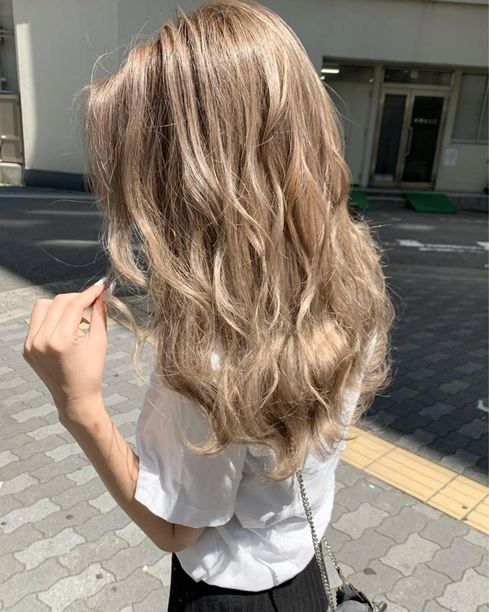 セミロング カラー パーマ ヘアアレンジ メンズ キッズ ネイル マツエク・マツパ 酸性ストレート 髪質改善大槻勇樹のヘアスタイル