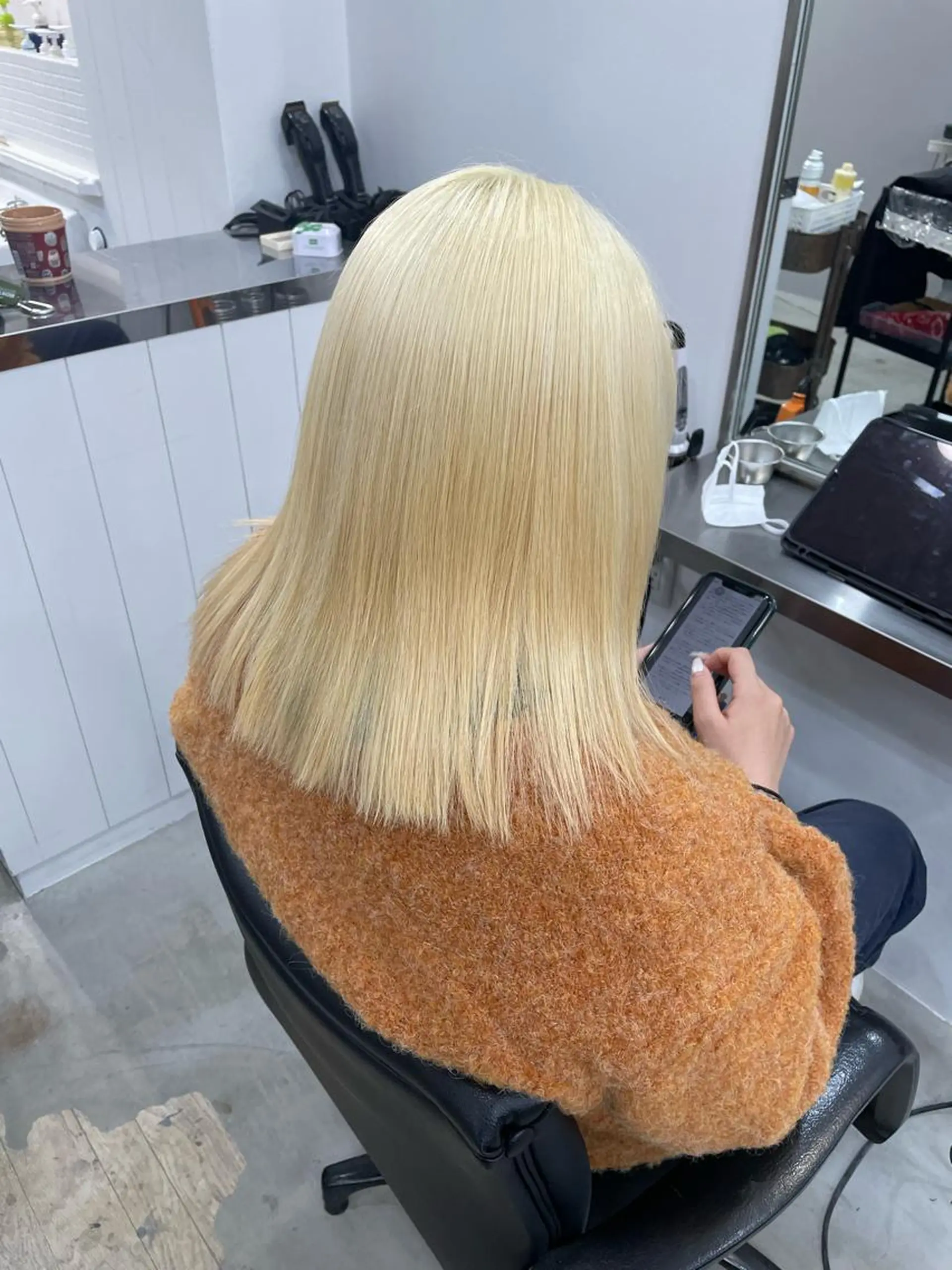 ミディアム カラー 抜きっぱなしブロンド ブロンド ハイトーンカラー asumi/栄/ハイ トーン/ブリーチ/のヘアスタイル