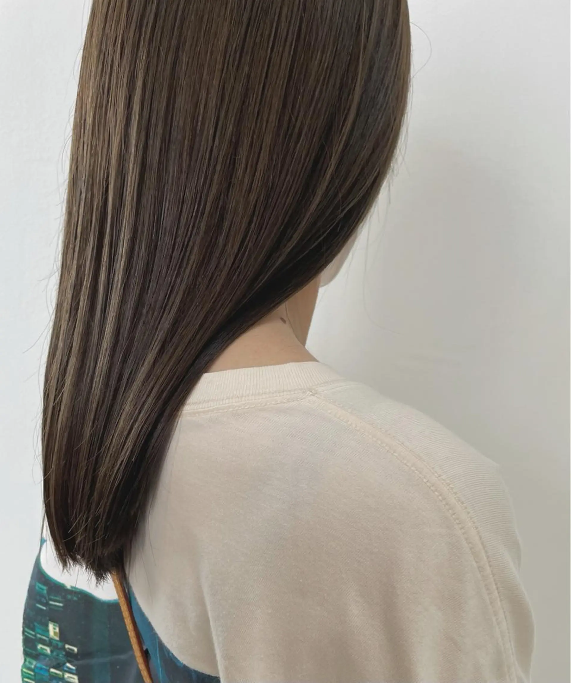 ロング カラー カット ヘアカラー トリートメント PHIDGE所属・山下 千明のヘアスタイル